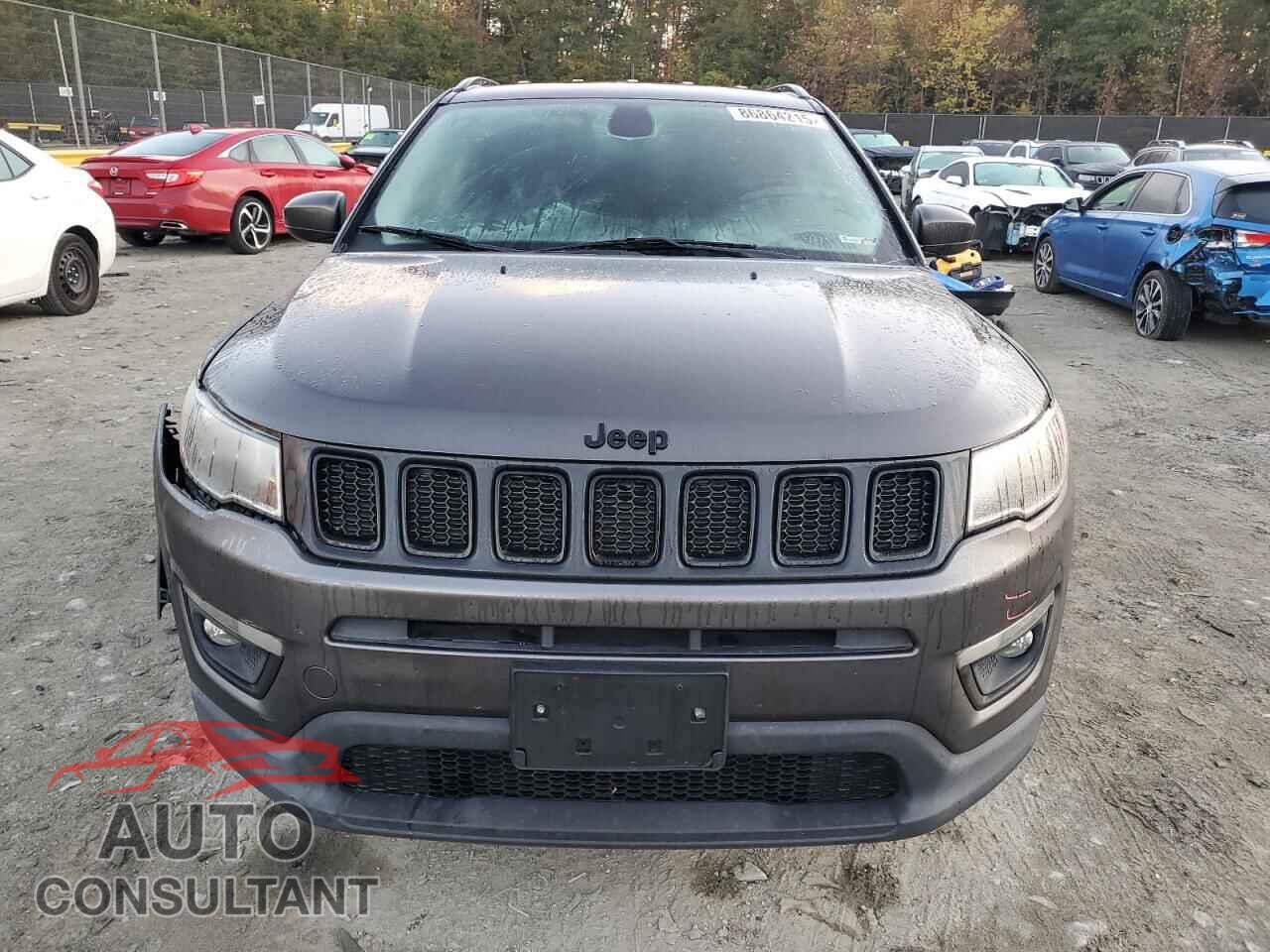 JEEP COMPASS 2019 - 3C4NJCBB5KT743505
