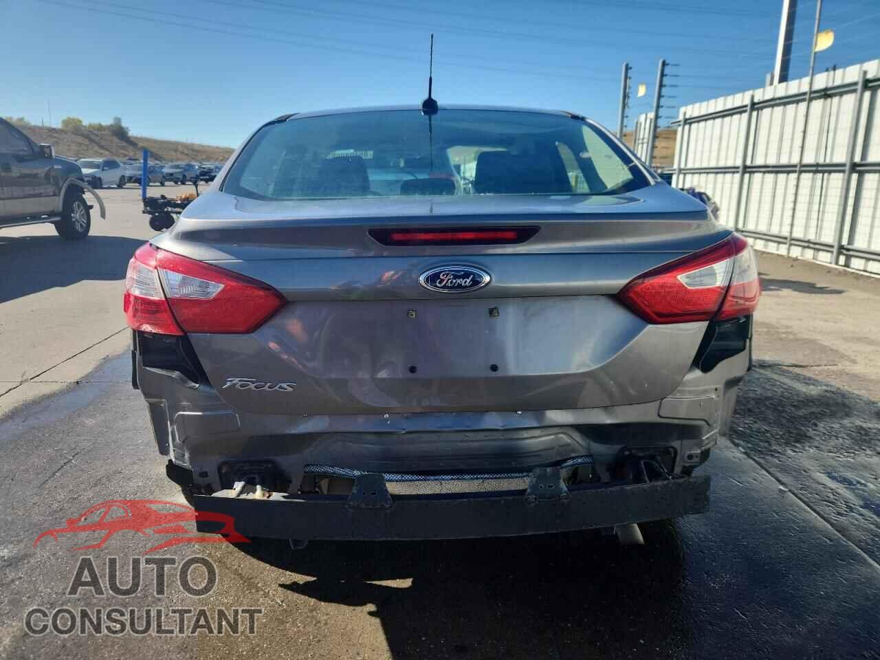 FORD FOCUS 2013 - 1FADP3E23DL374024