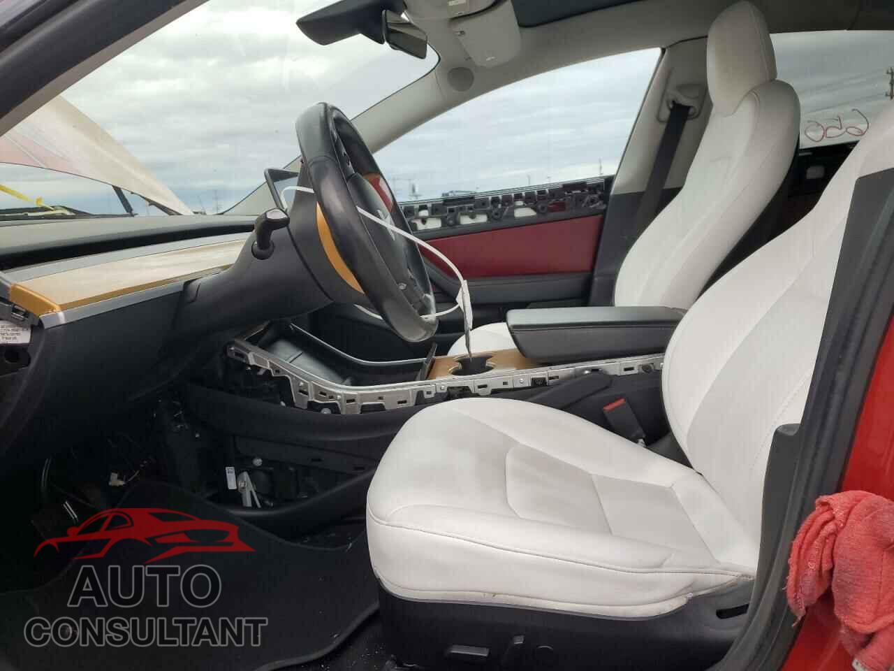 TESLA MODEL 3 2018 - 5YJ3E1EB7JF100663