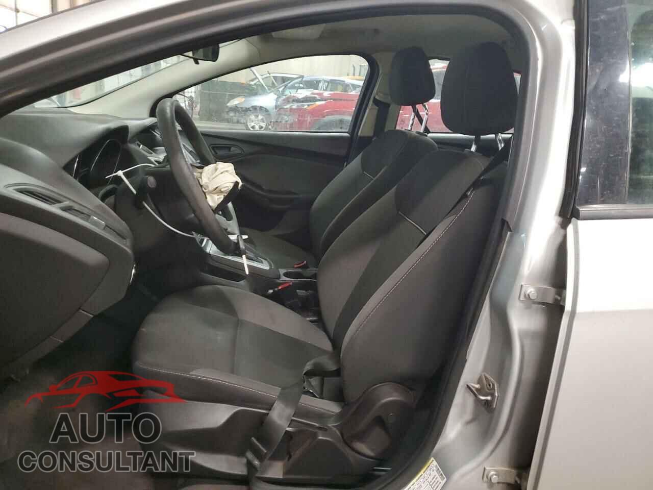 FORD FOCUS 2012 - 1FAHP3F22CL145607