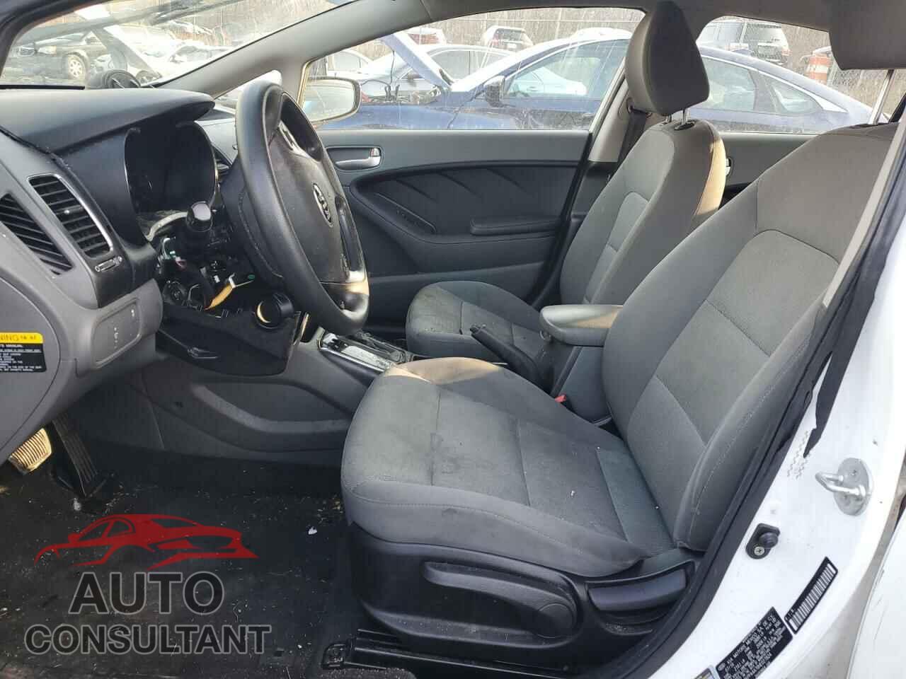 KIA FORTE 2017 - 3KPFK4A70HE027824