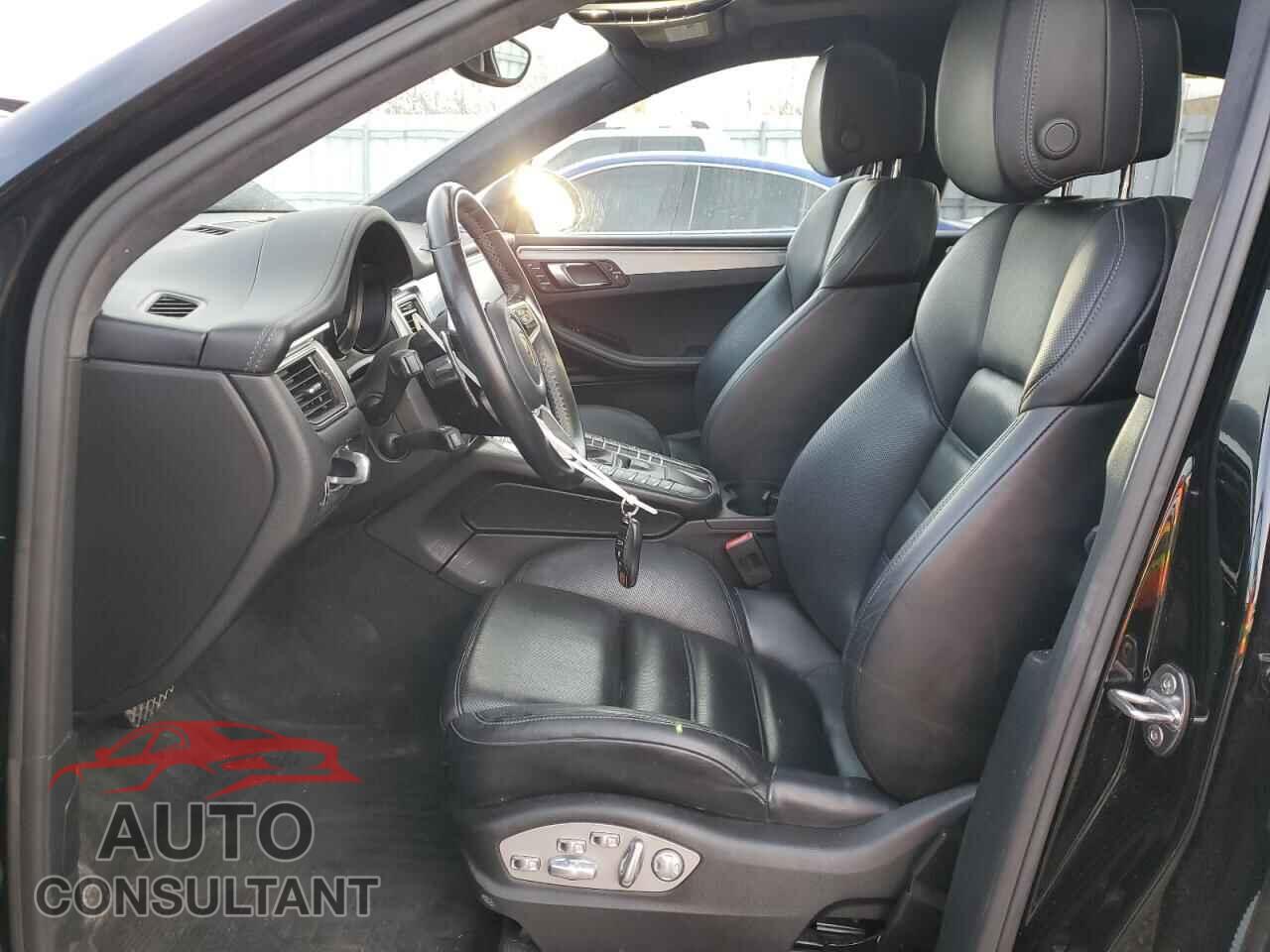 PORSCHE MACAN 2017 - WP1AF2A55HLB61820