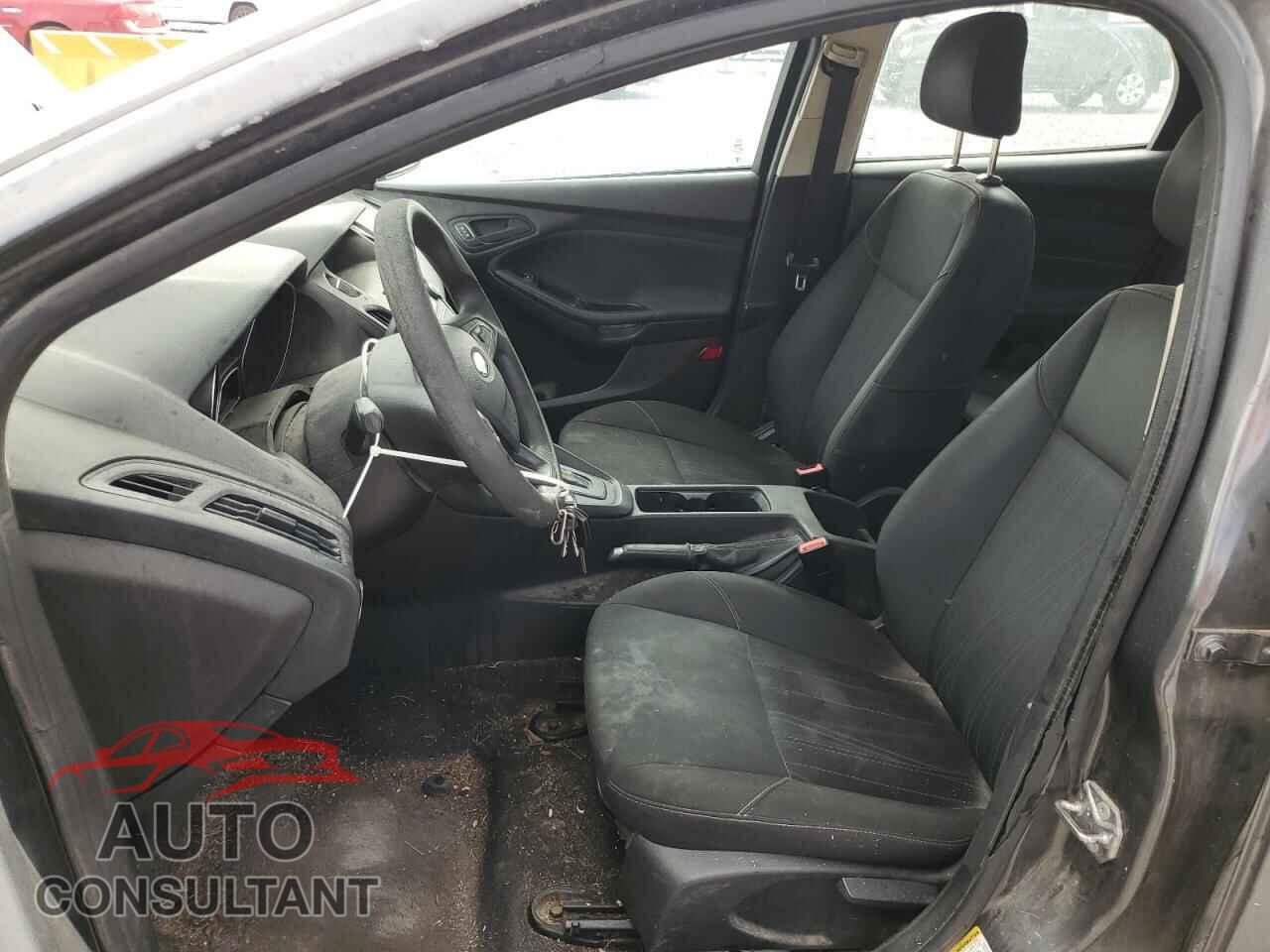 FORD FOCUS 2017 - 1FADP3E20HL244725