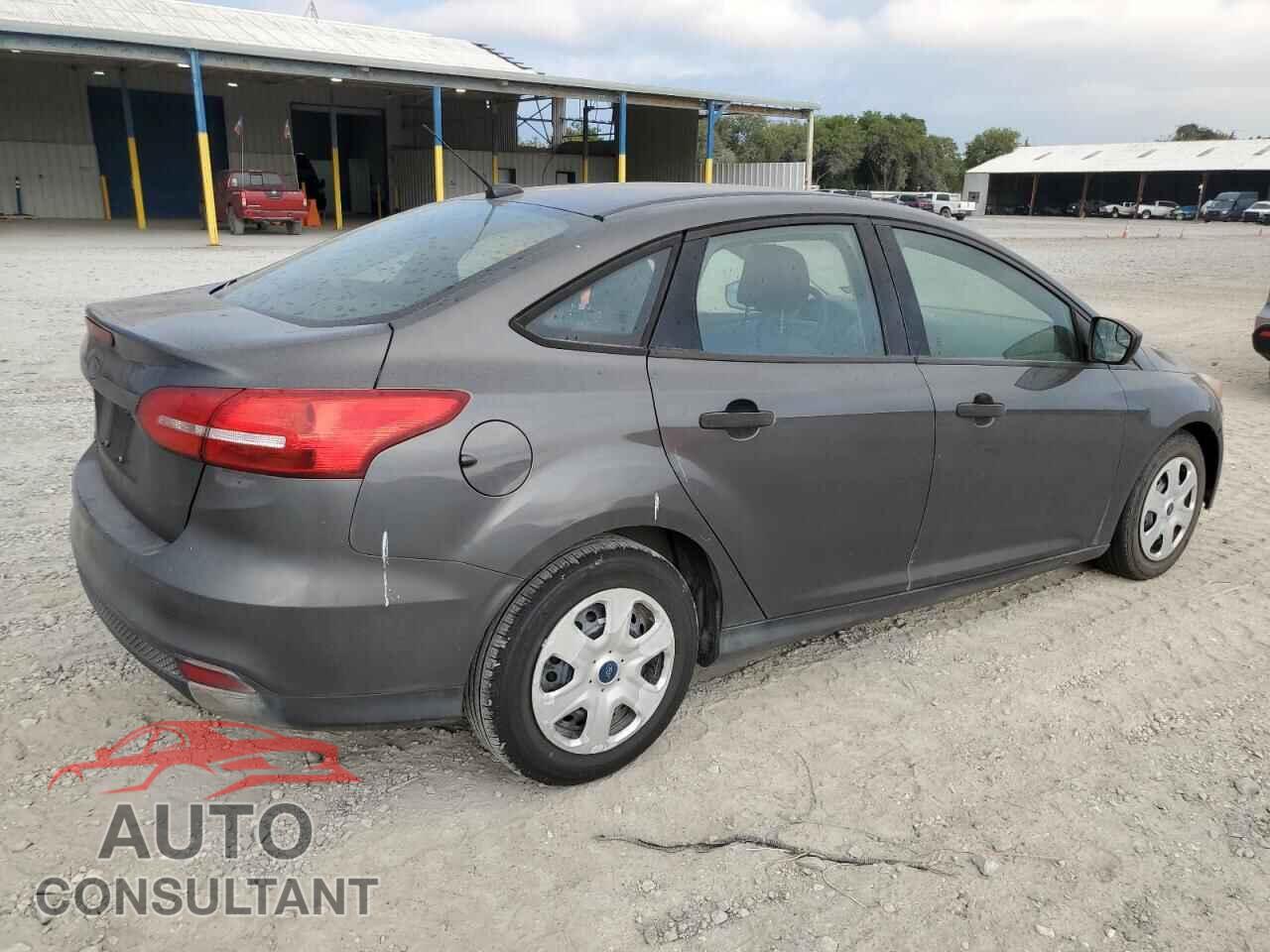 FORD FOCUS 2017 - 1FADP3E20HL244725