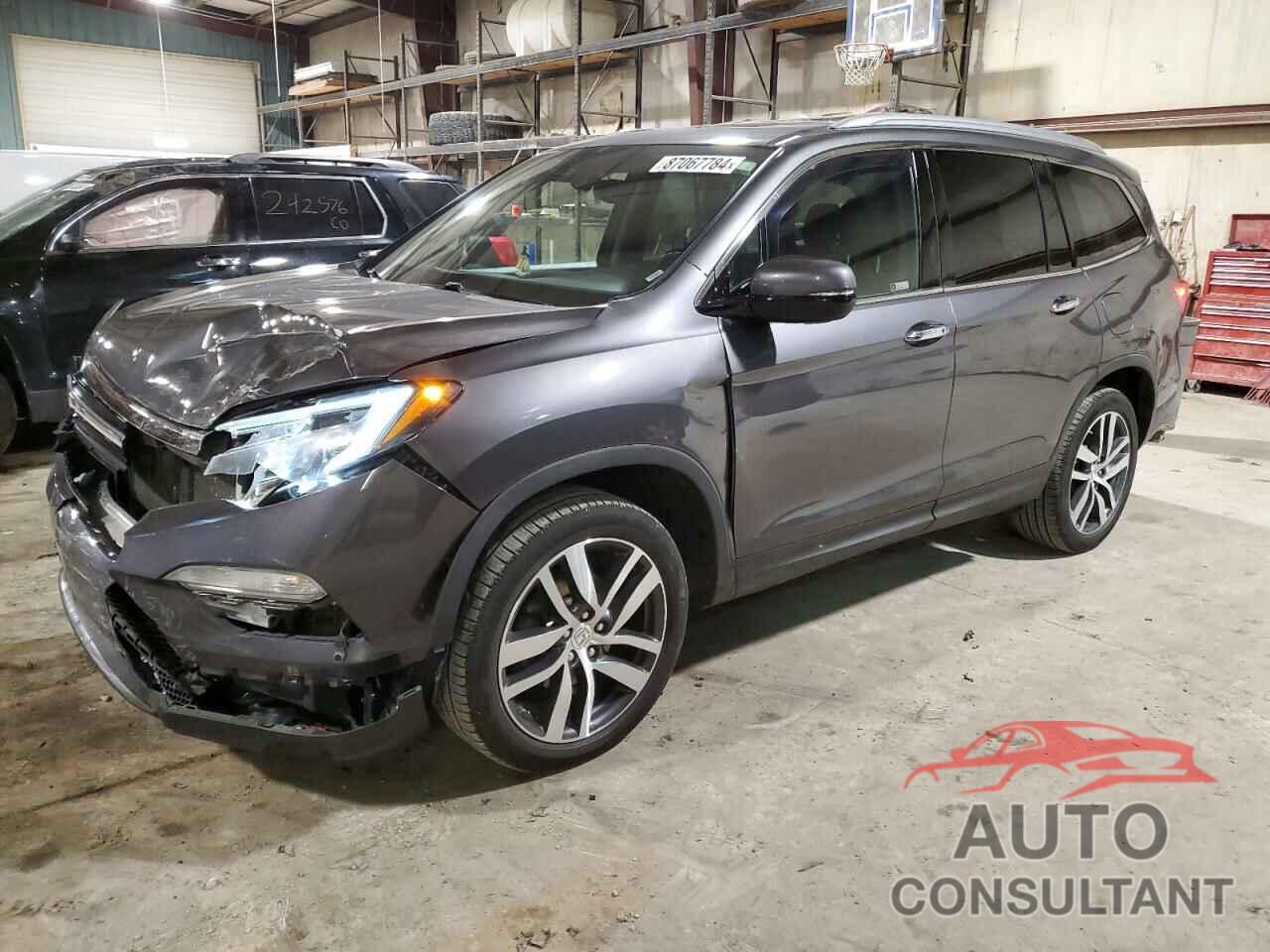 HONDA PILOT 2017 - 5FNYF6H08HB103706