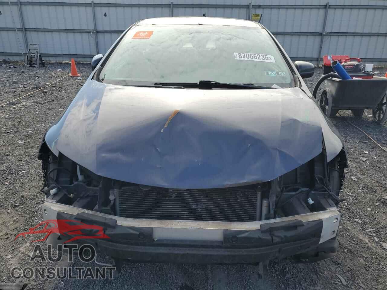HONDA CIVIC 2015 - 19XFB2F79FE703326