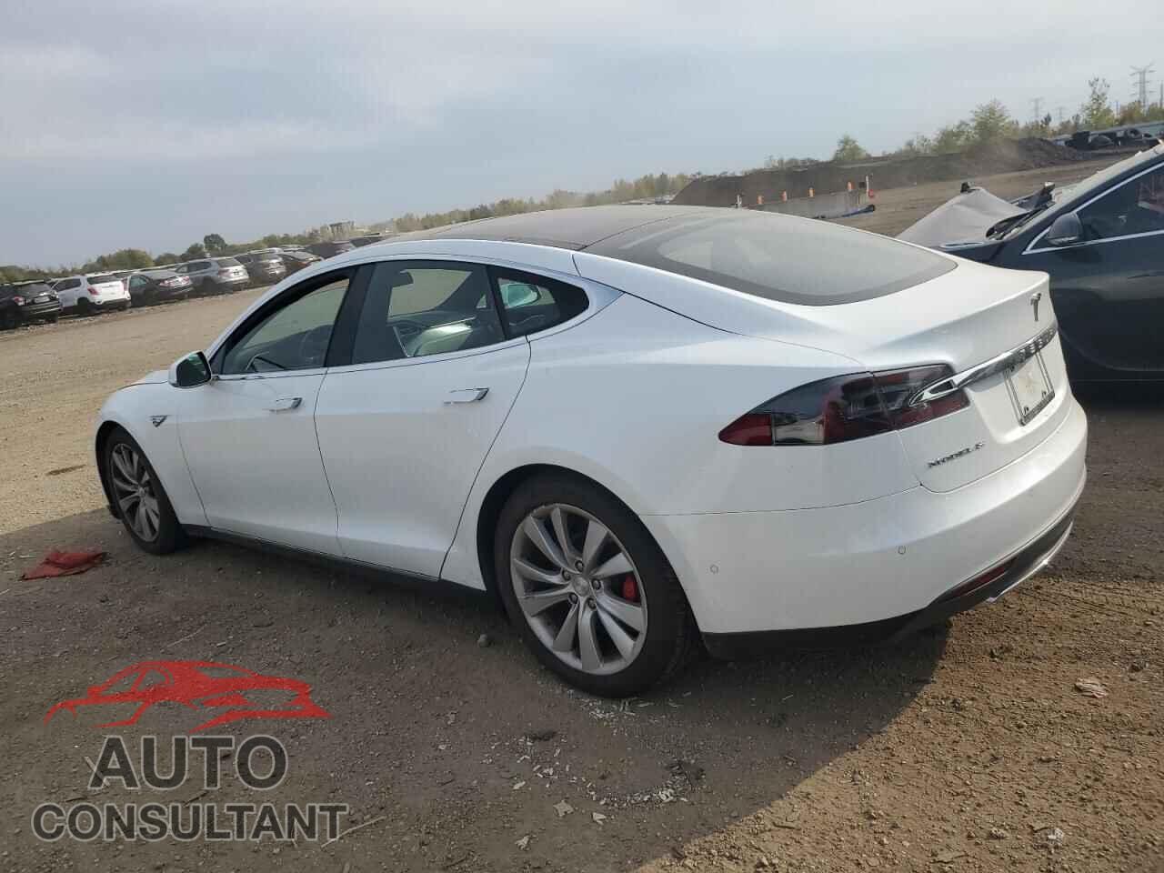 TESLA MODEL S 2016 - 5YJSA1E42GF130493