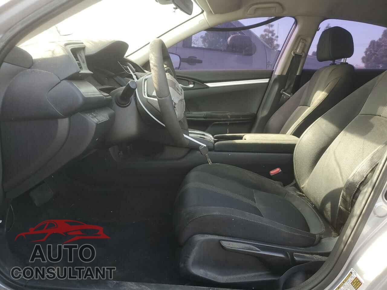 HONDA CIVIC 2019 - 2HGFC2F66KH520793