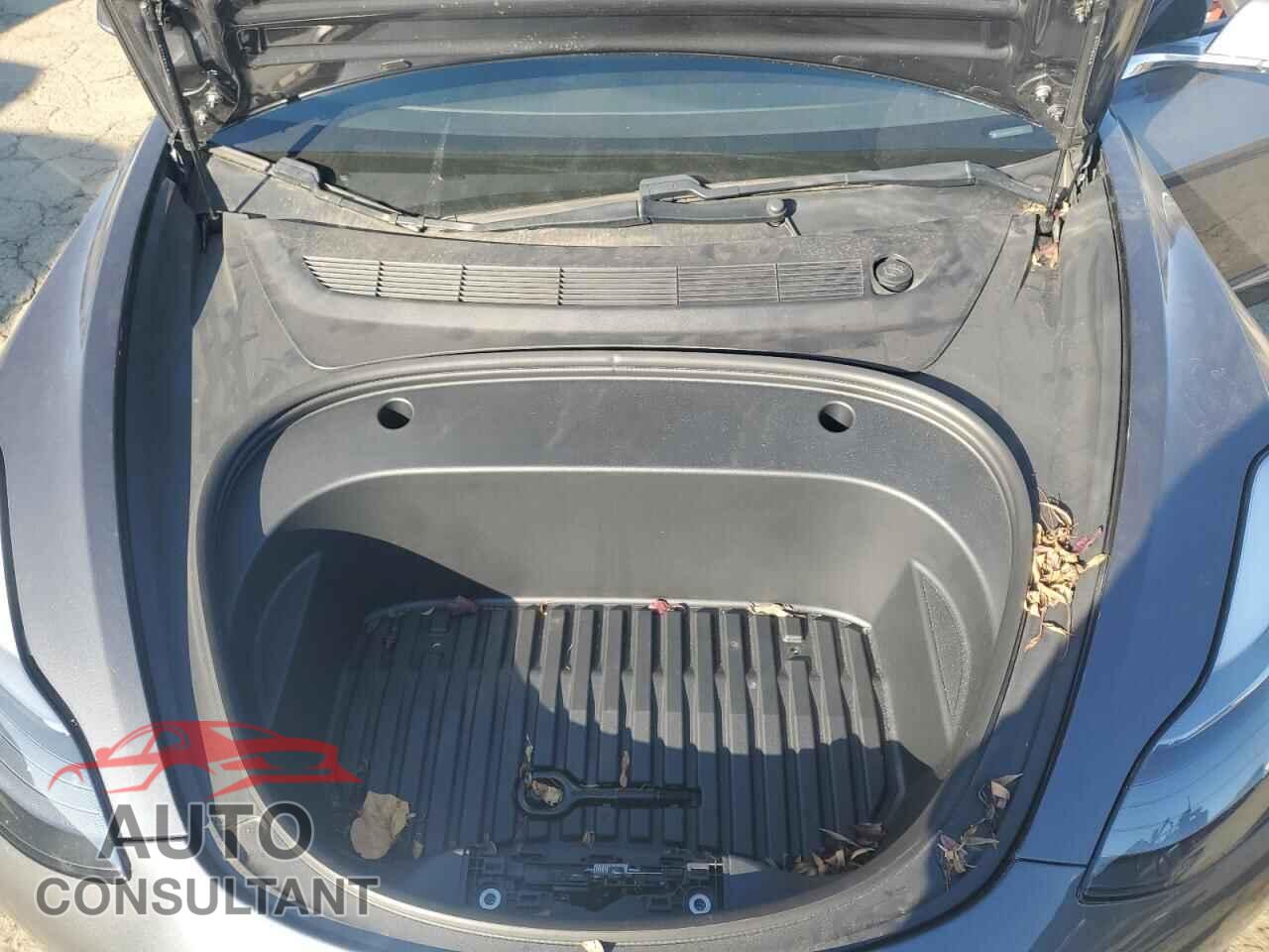 TESLA MODEL 3 2020 - 5YJ3E1EB9LF717453