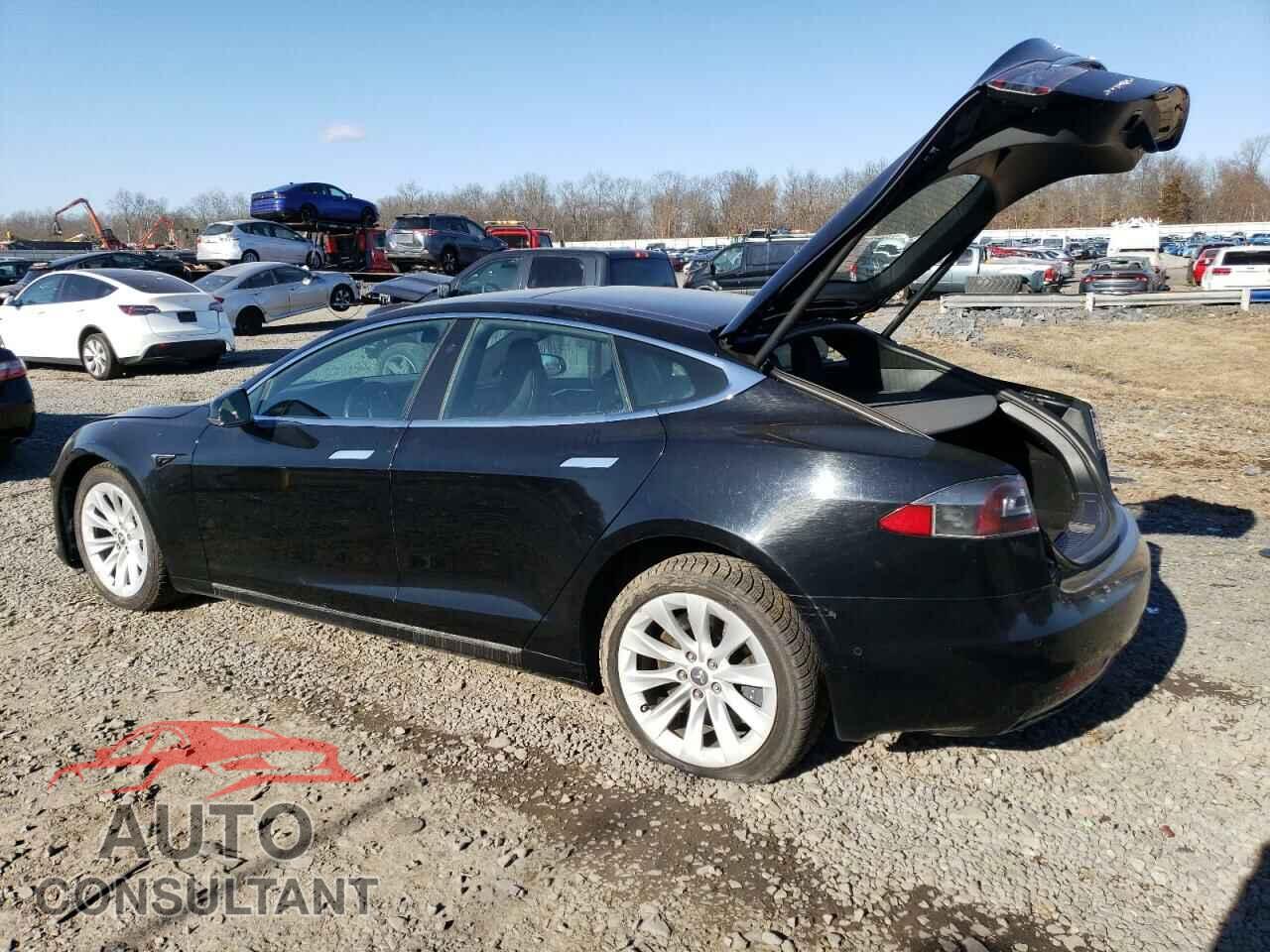 TESLA MODEL S 2017 - 5YJSA1E2XHF204713