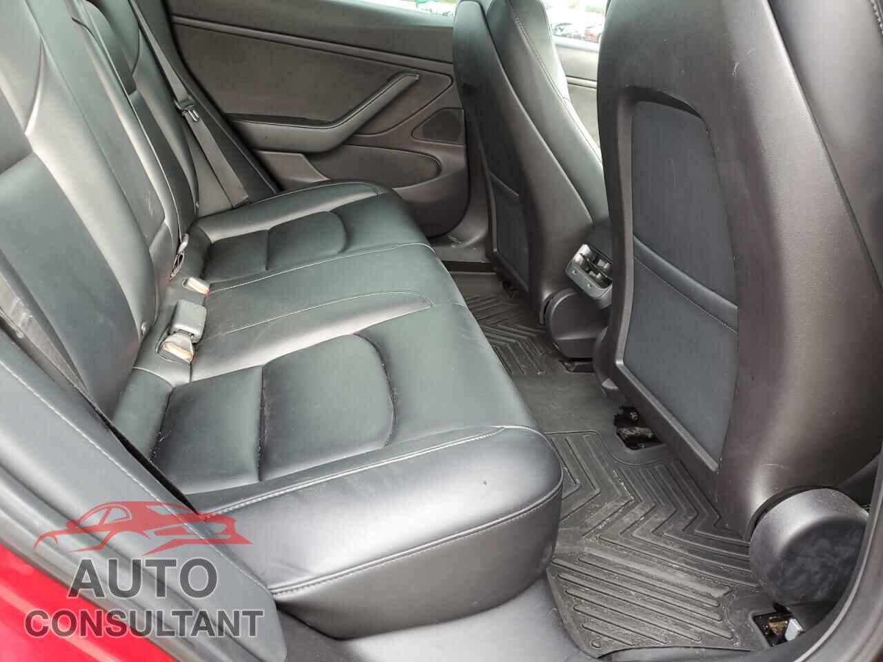 TESLA MODEL 3 2019 - 5YJ3E1EA6KF298967