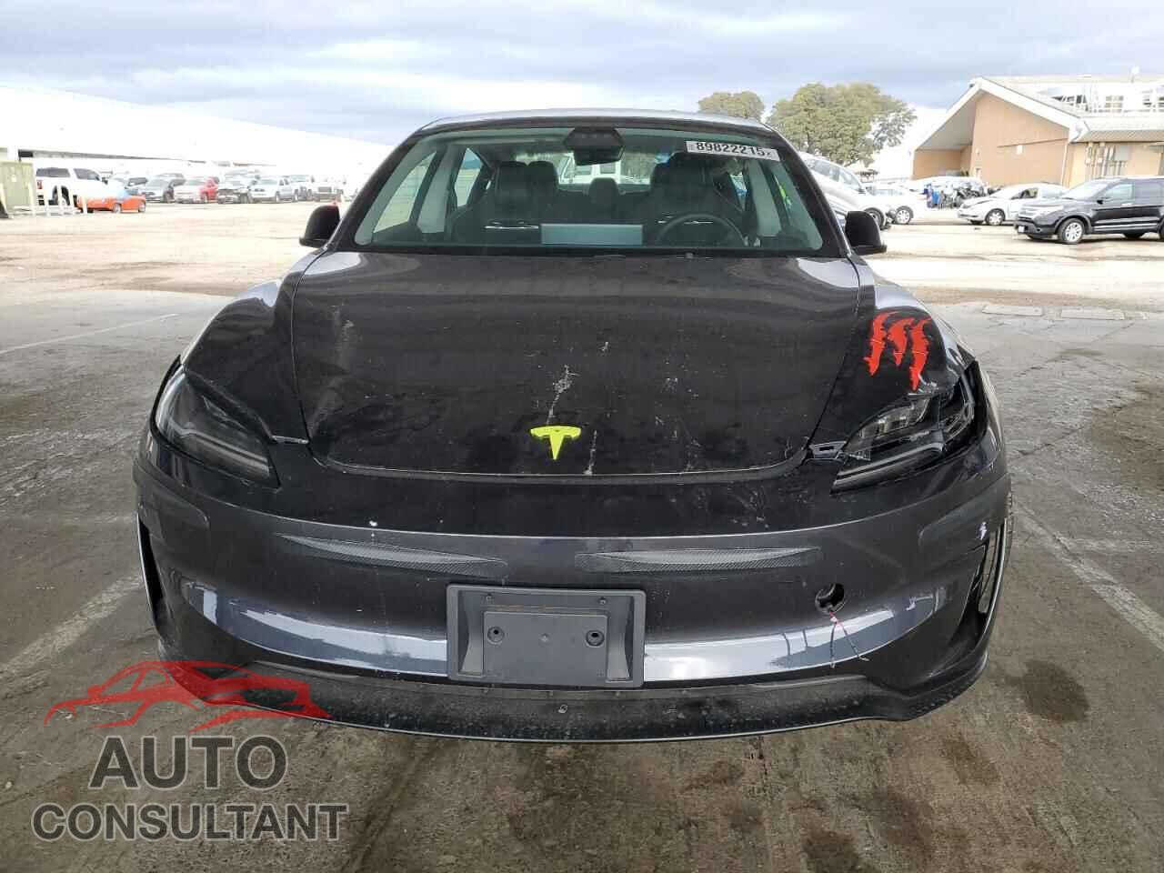 TESLA MODEL 3 2024 - 5YJ3E1ET3RF828131