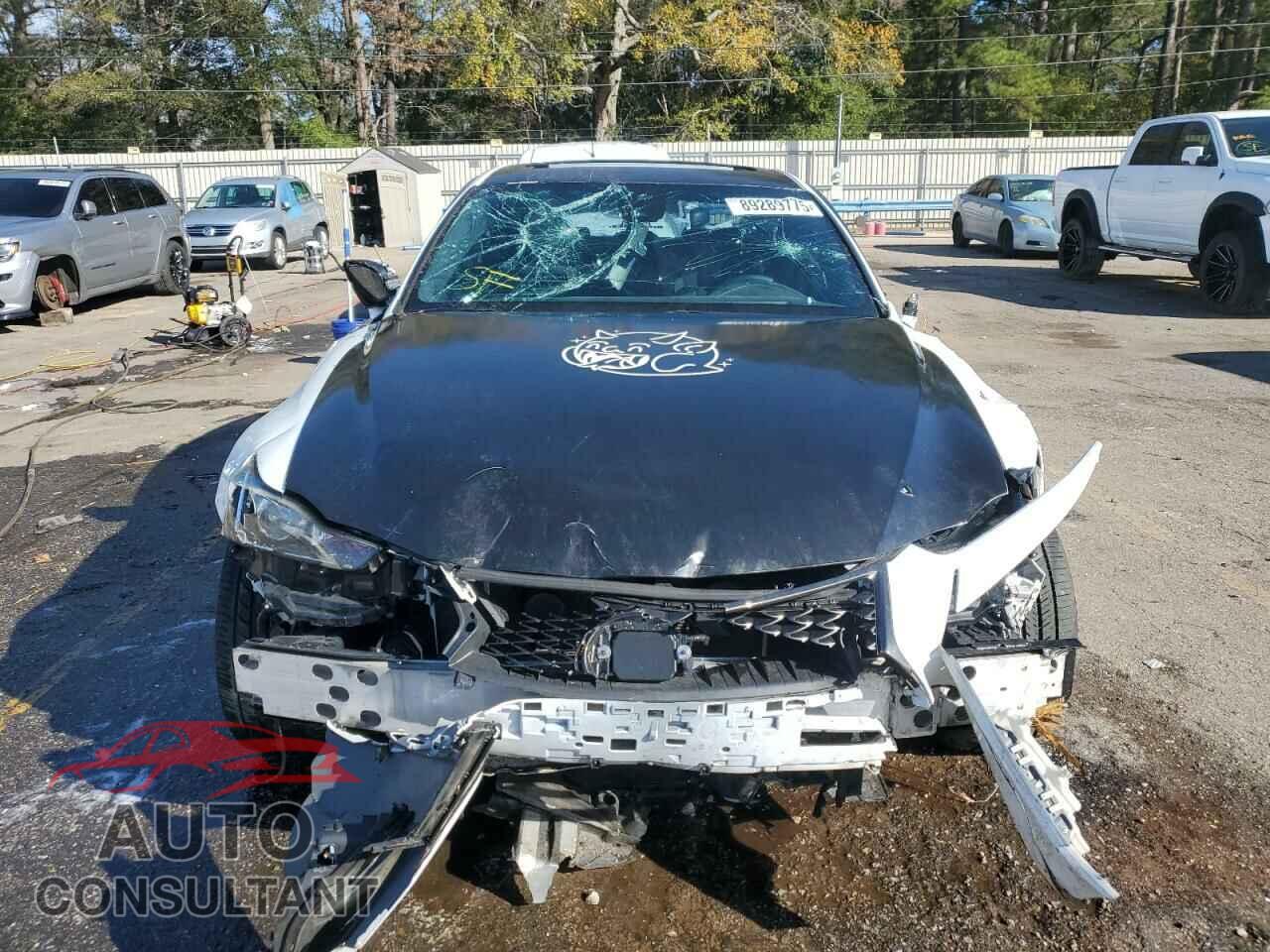 LEXUS IS 2019 - JTHBA1D22K5085872