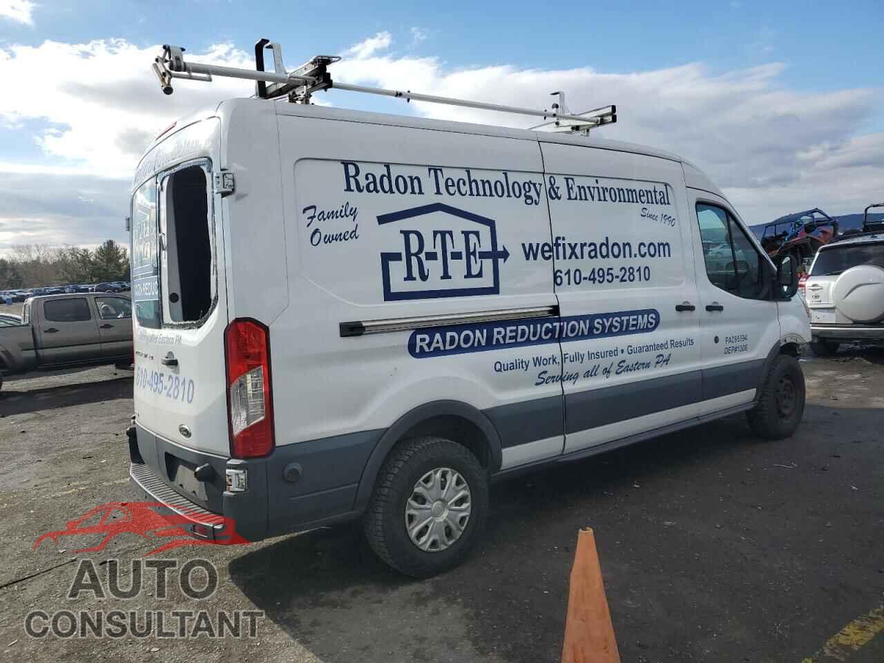 FORD TRANSIT 2015 - 1FTYR2CG1FKB17919