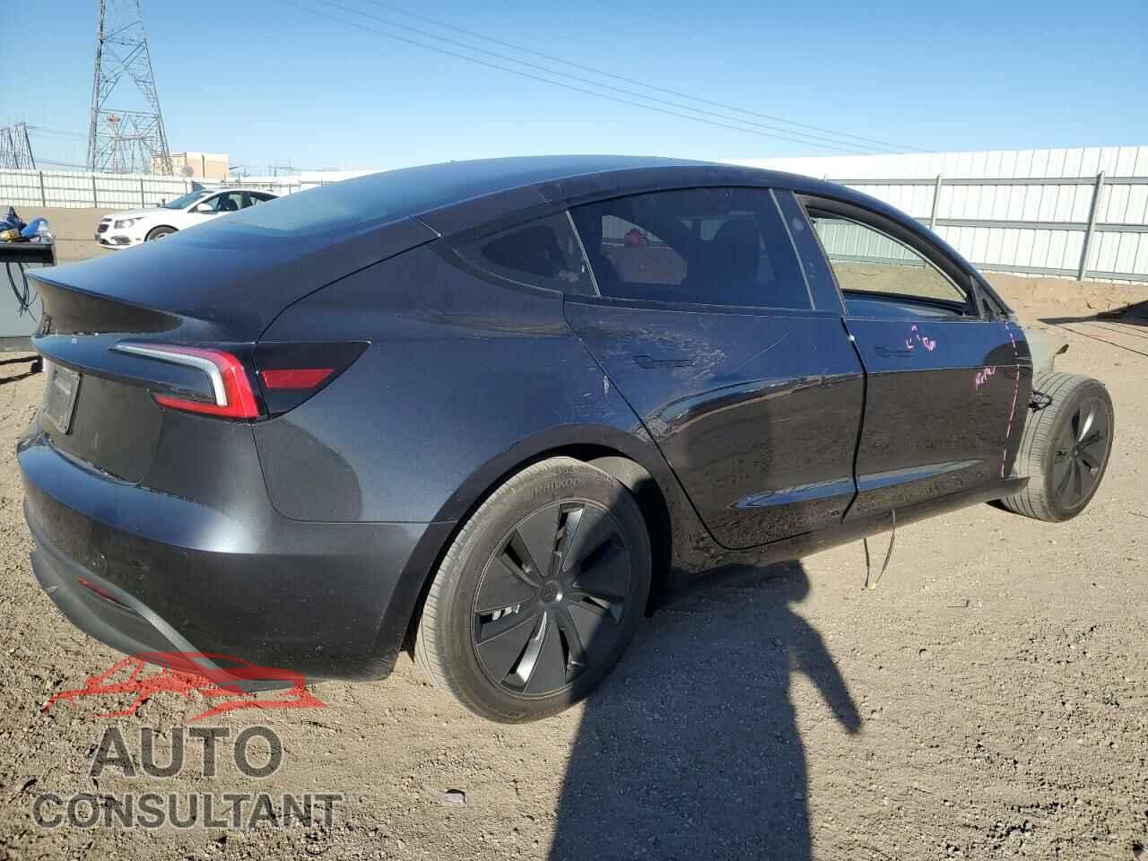TESLA MODEL 3 2024 - 5YJ3E1EA9RF736245