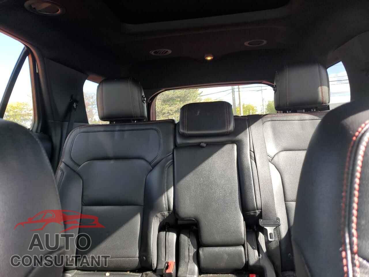 FORD EXPLORER 2016 - 1FM5K8GT1GGB60223