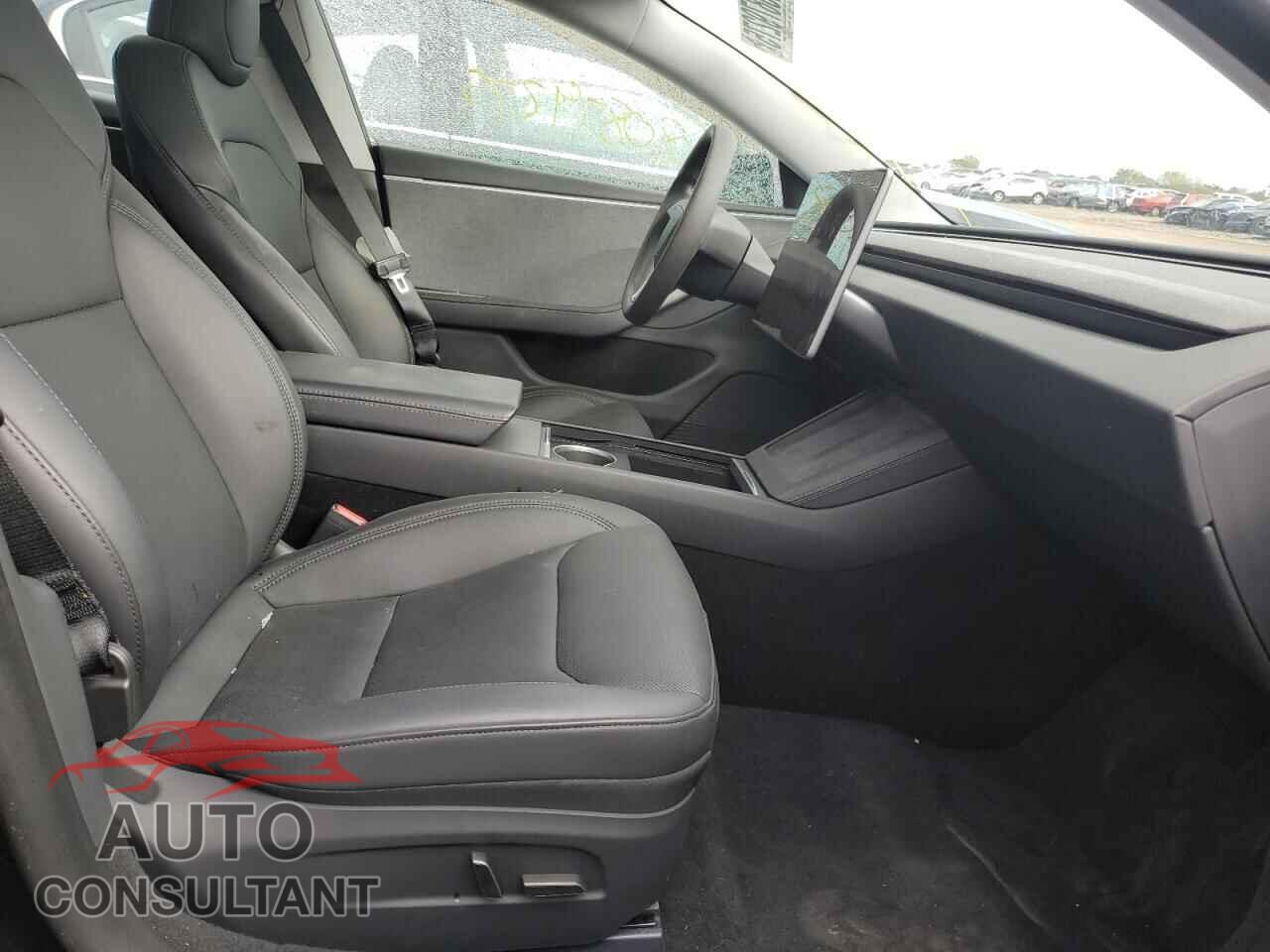 TESLA MODEL 3 2024 - 5YJ3E1EA8RF731473