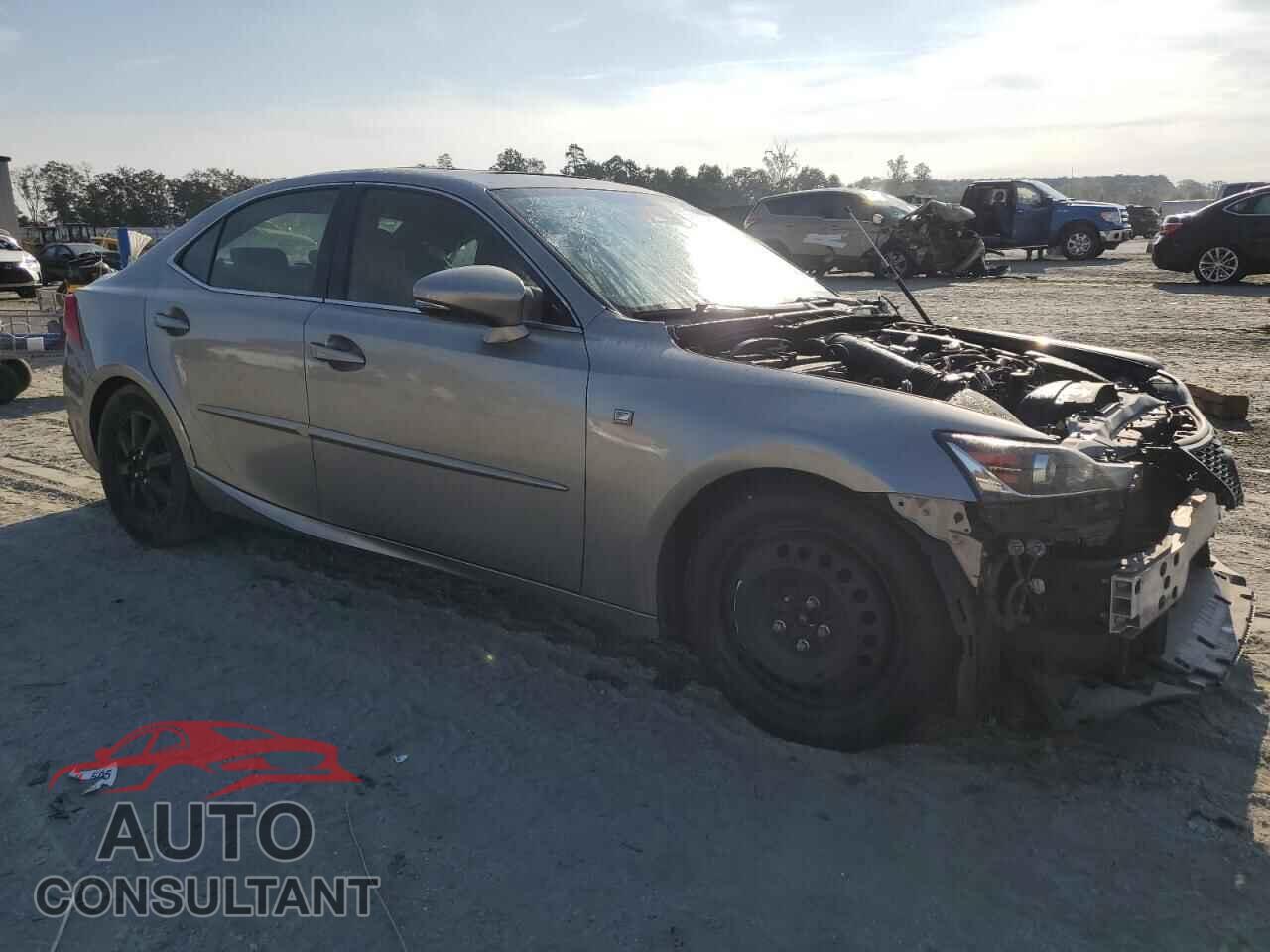LEXUS IS 2018 - JTHC81D29J5032004