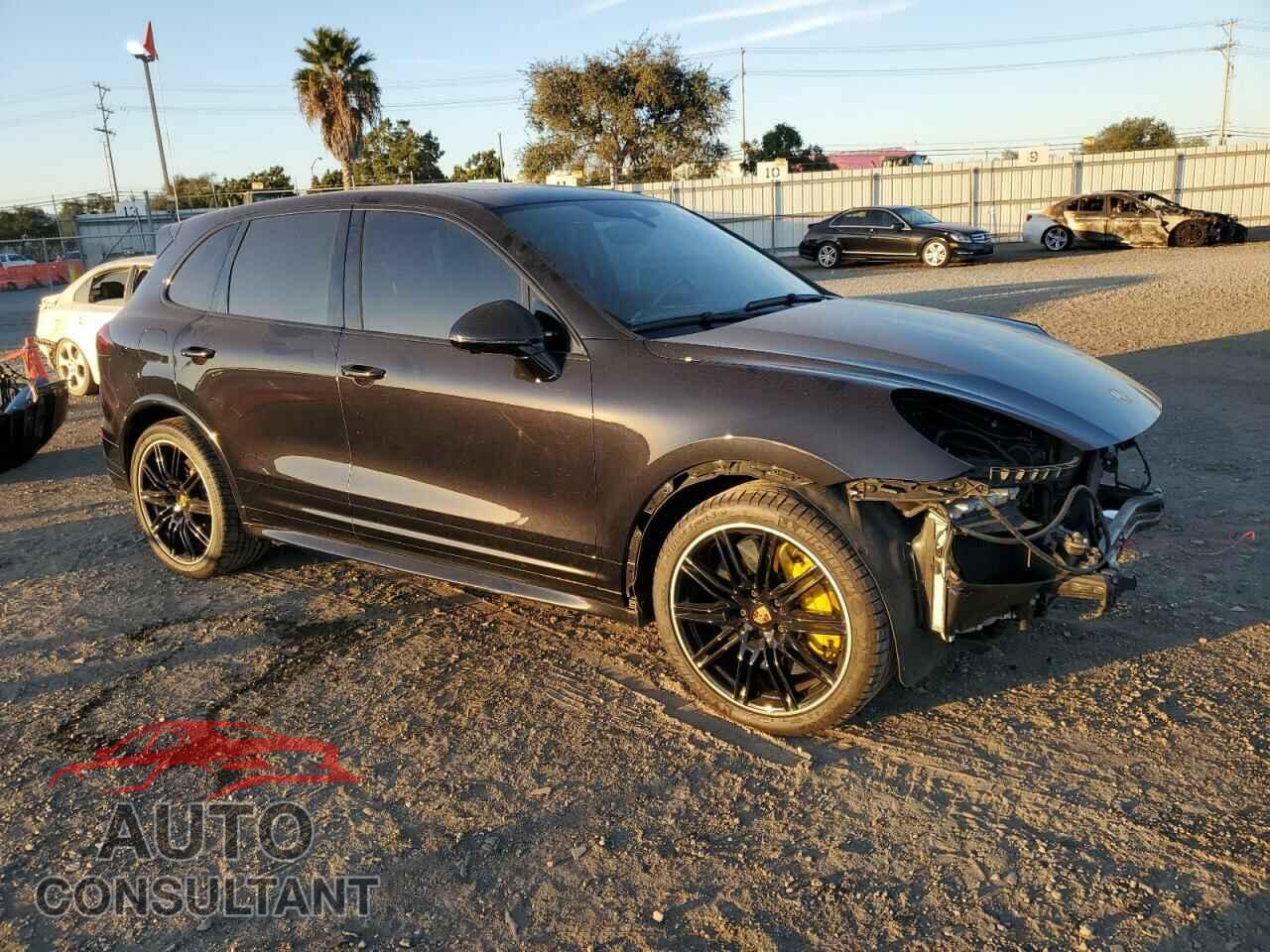 PORSCHE CAYENNE 2016 - WP1AC2A25GLA85125