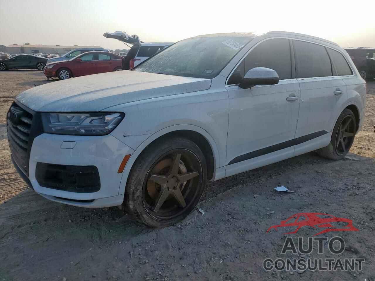 AUDI Q7 2017 - WA1LAAF71HD022933