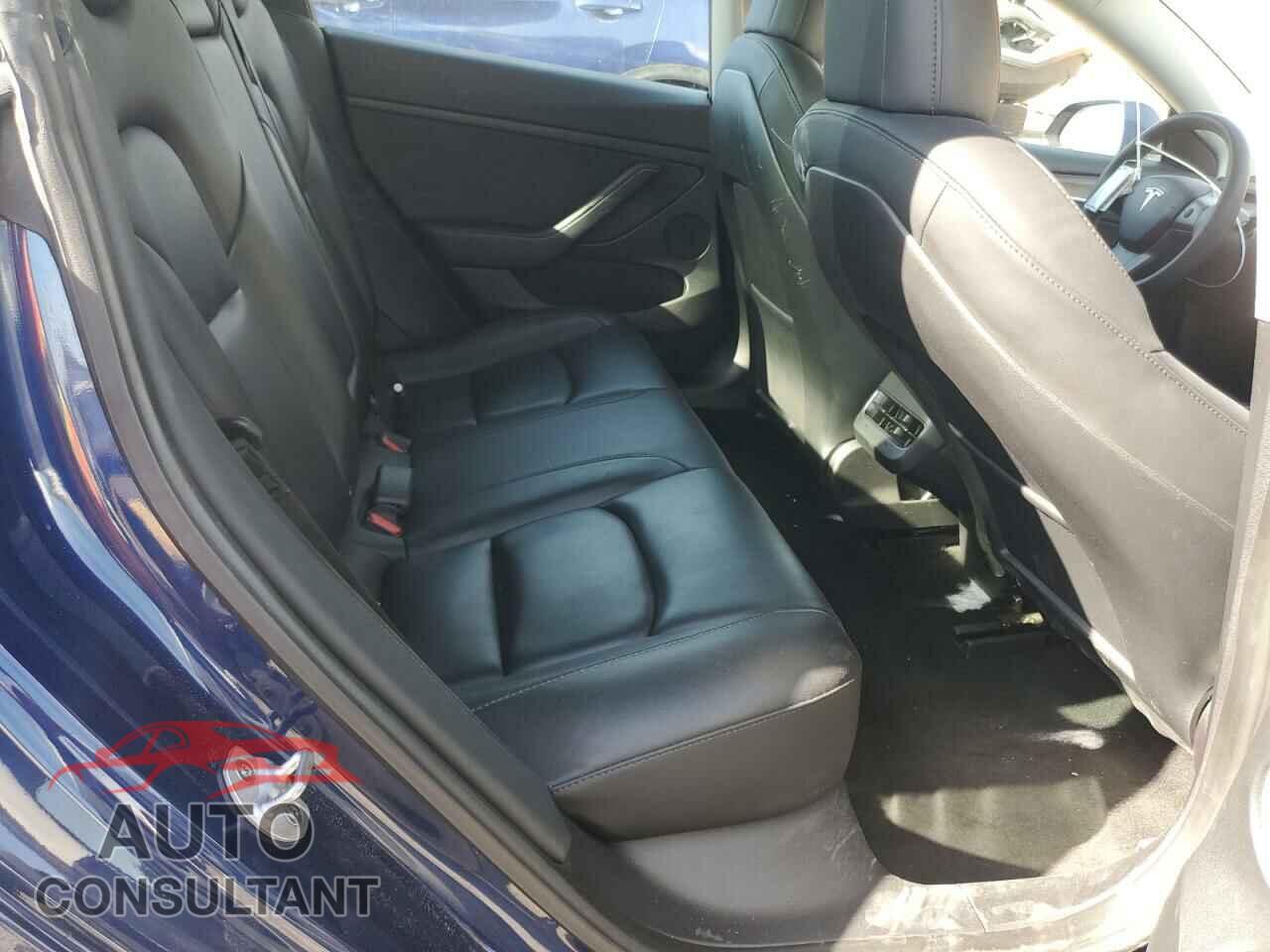 TESLA MODEL 3 2022 - 5YJ3E1EA8NF370160