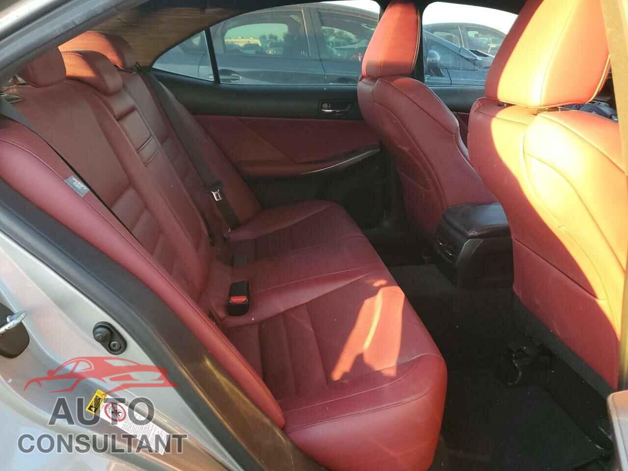 LEXUS IS 2016 - JTHBA1D29G5002977