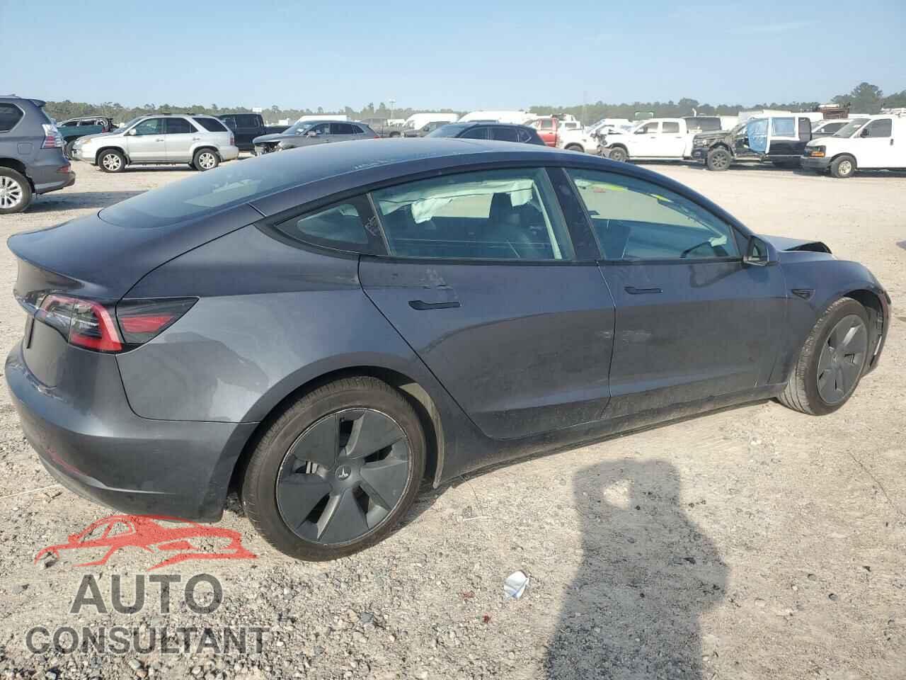 TESLA MODEL 3 2023 - 5YJ3E1EA1PF457563