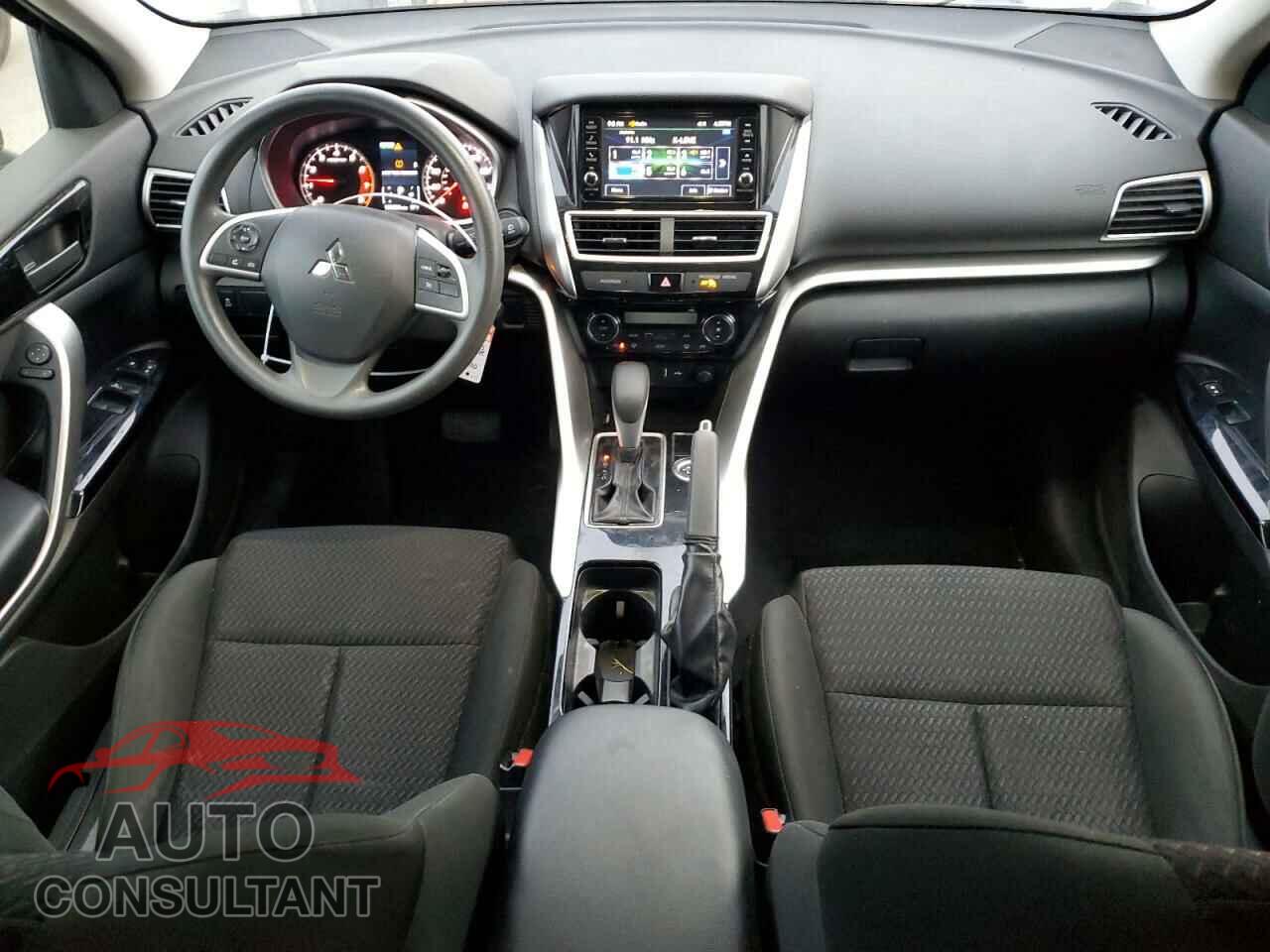 MITSUBISHI ECLIPSE 2018 - JA4AT3AA2JZ041130