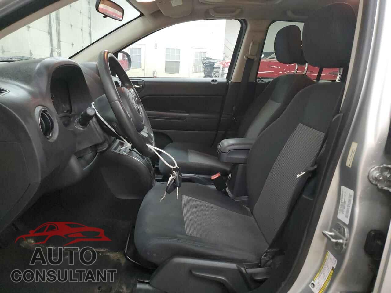 JEEP COMPASS 2011 - 1J4NT1FB6BD260856