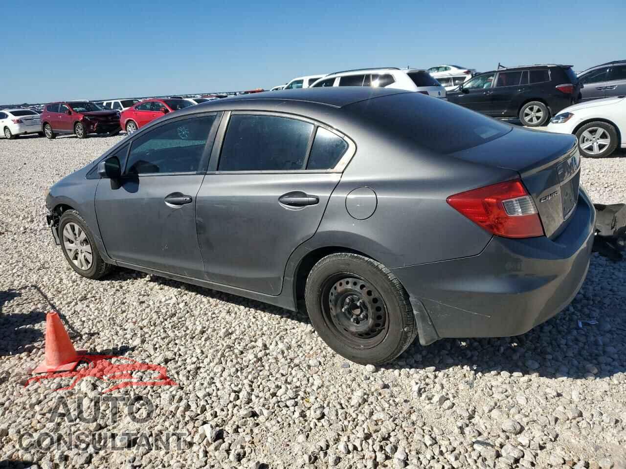 HONDA CIVIC 2012 - 2HGFB2E56CH510696