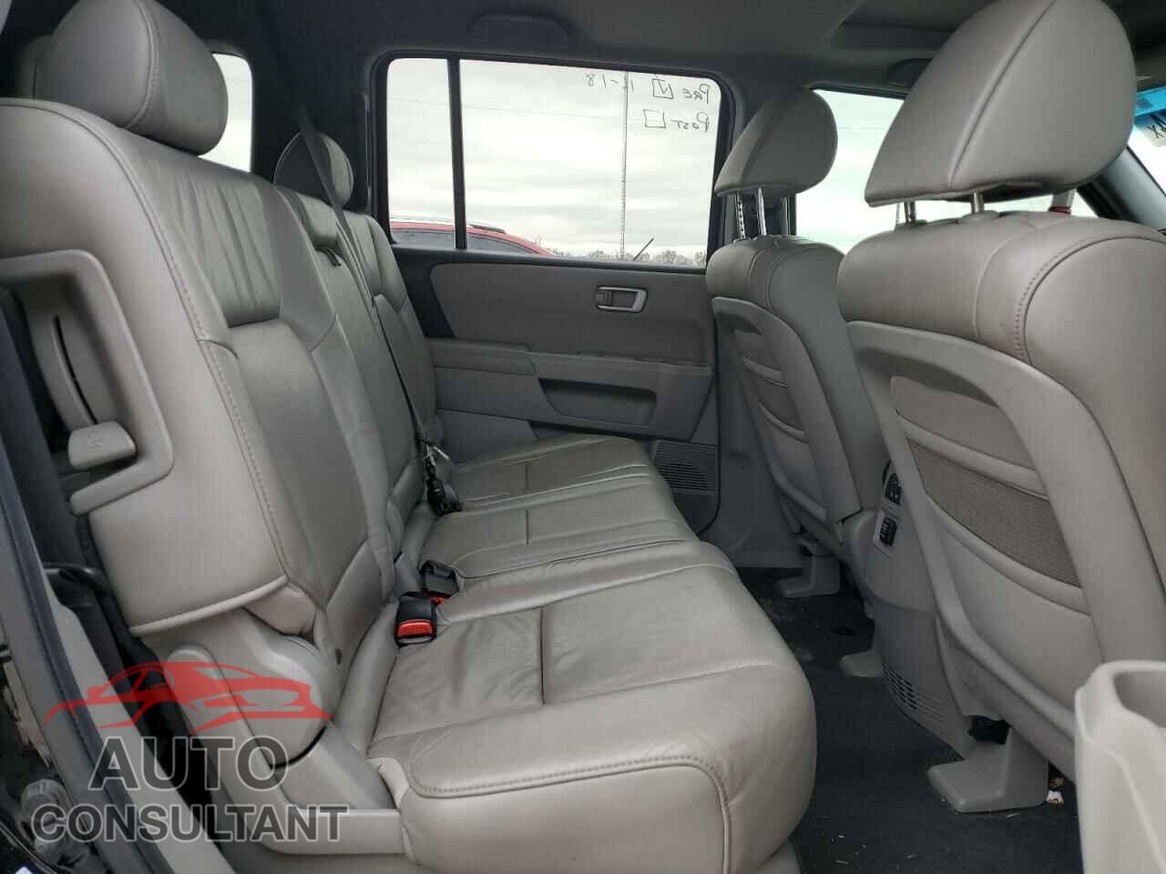 HONDA PILOT 2011 - 5FNYF3H79BB047472