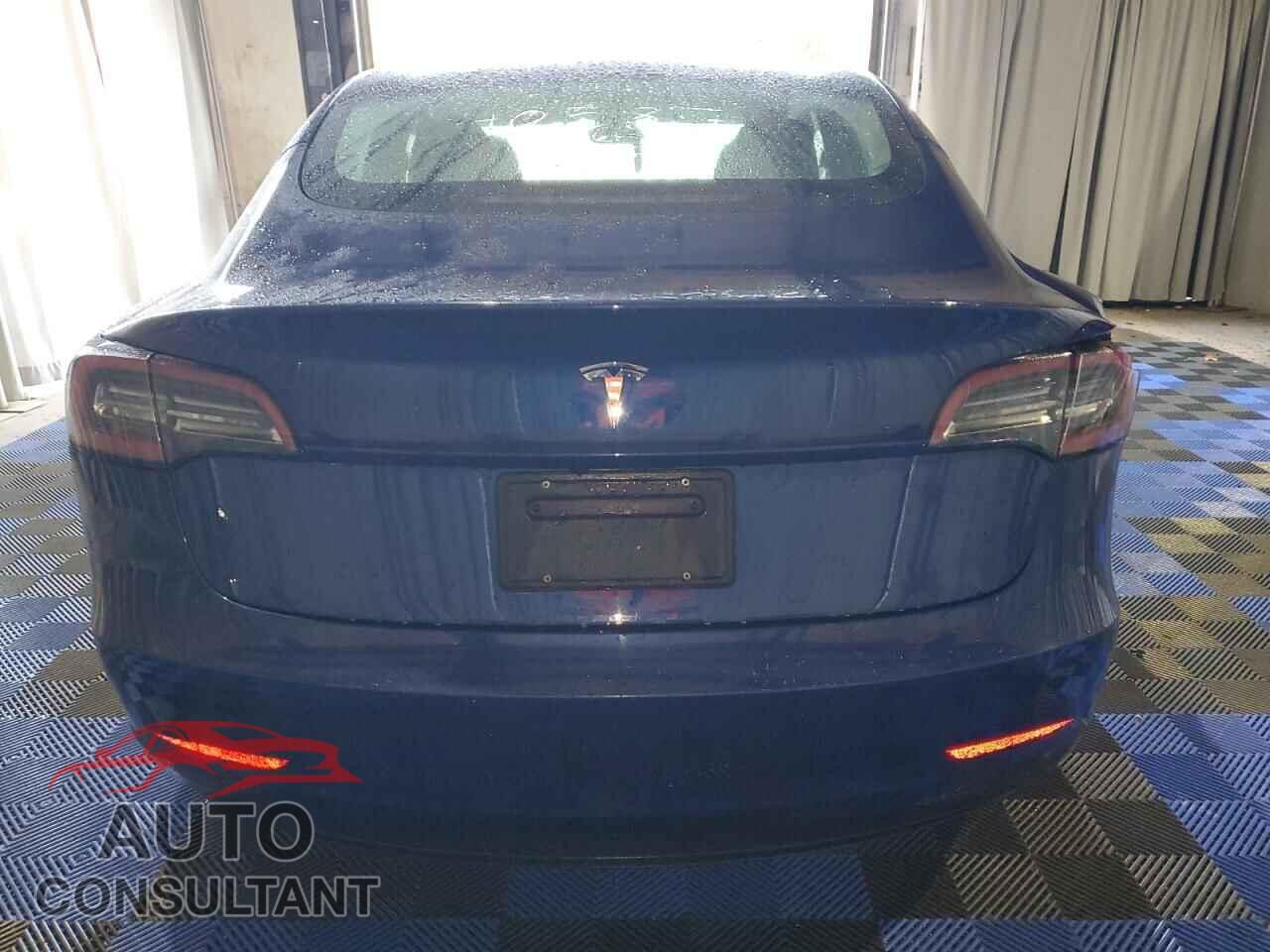 TESLA MODEL 3 2022 - 5YJ3E1EA8NF368926