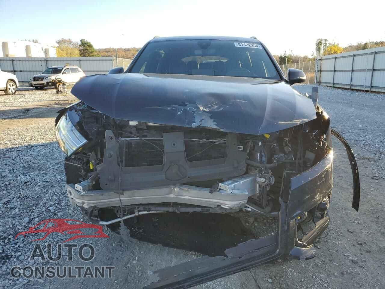 AUDI Q7 2017 - WA1VAAF76HD030762