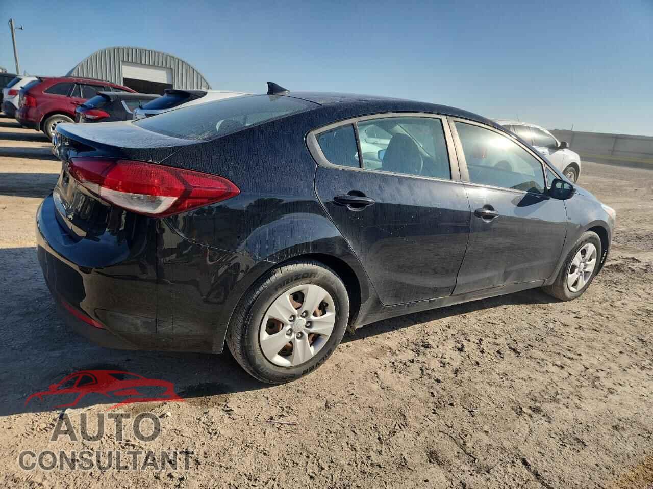 KIA FORTE 2017 - 3KPFK4A74HE120765