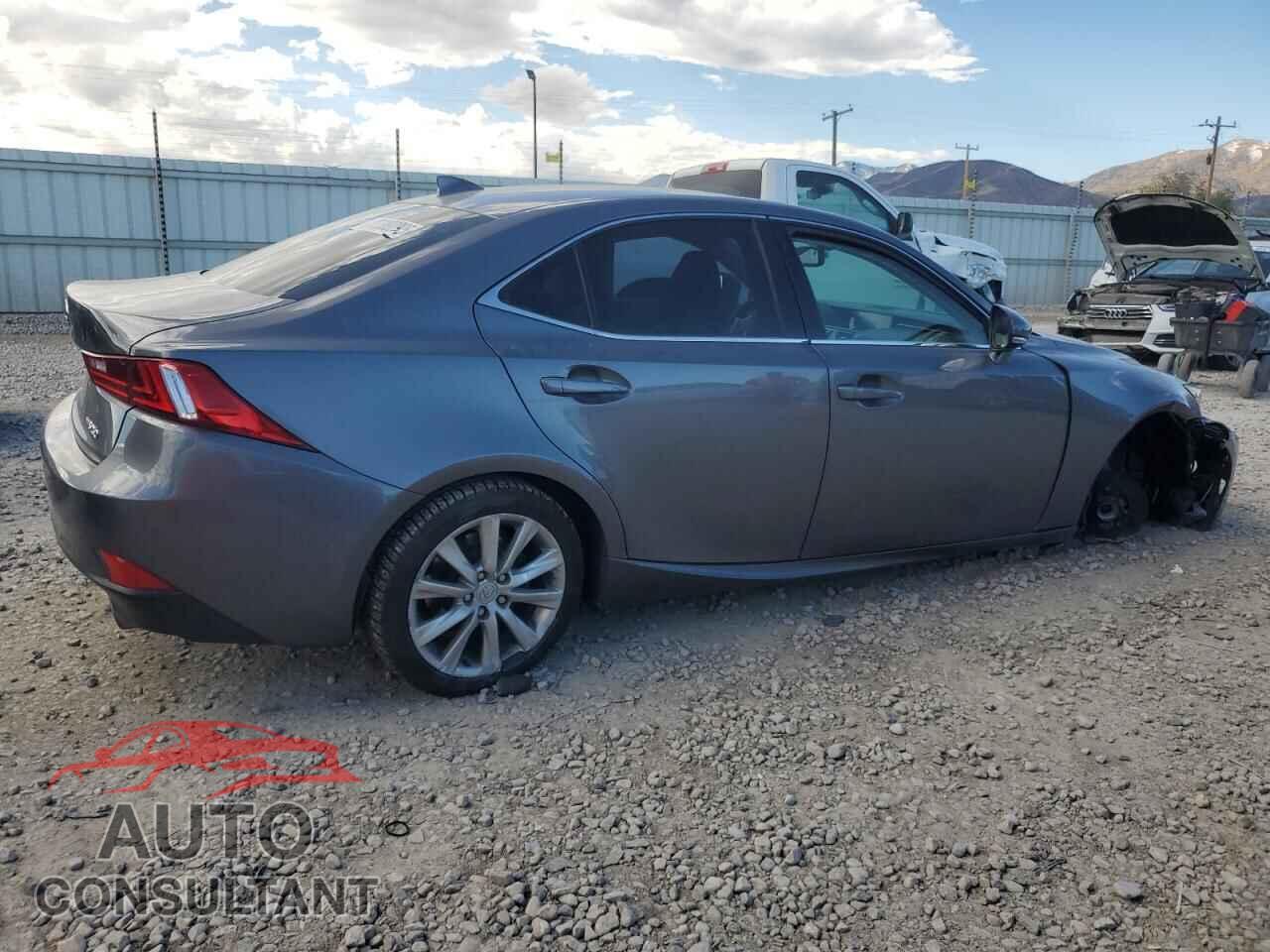 LEXUS IS 2015 - JTHCF1D26F5027064