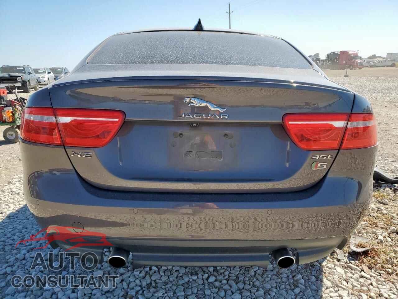 JAGUAR XE 2017 - SAJAF4BV8HA962878