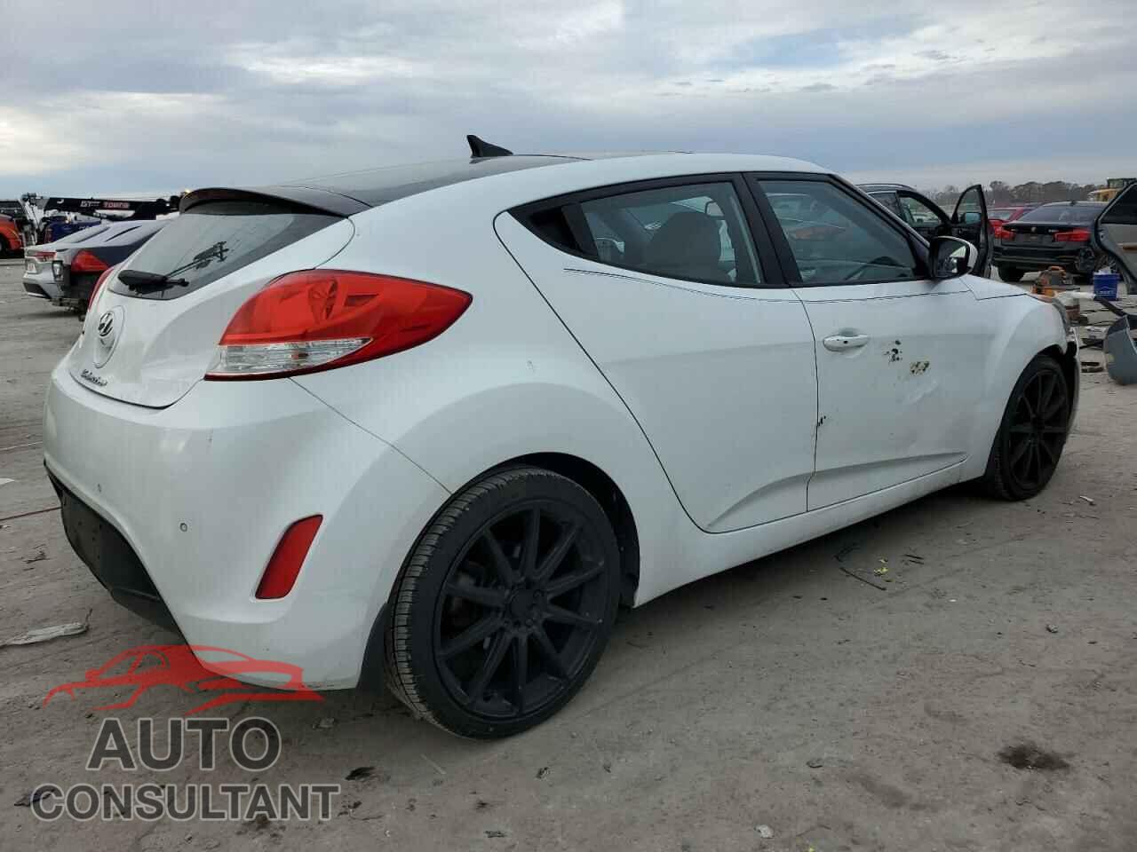 HYUNDAI VELOSTER 2012 - KMHTC6AD6CU076761