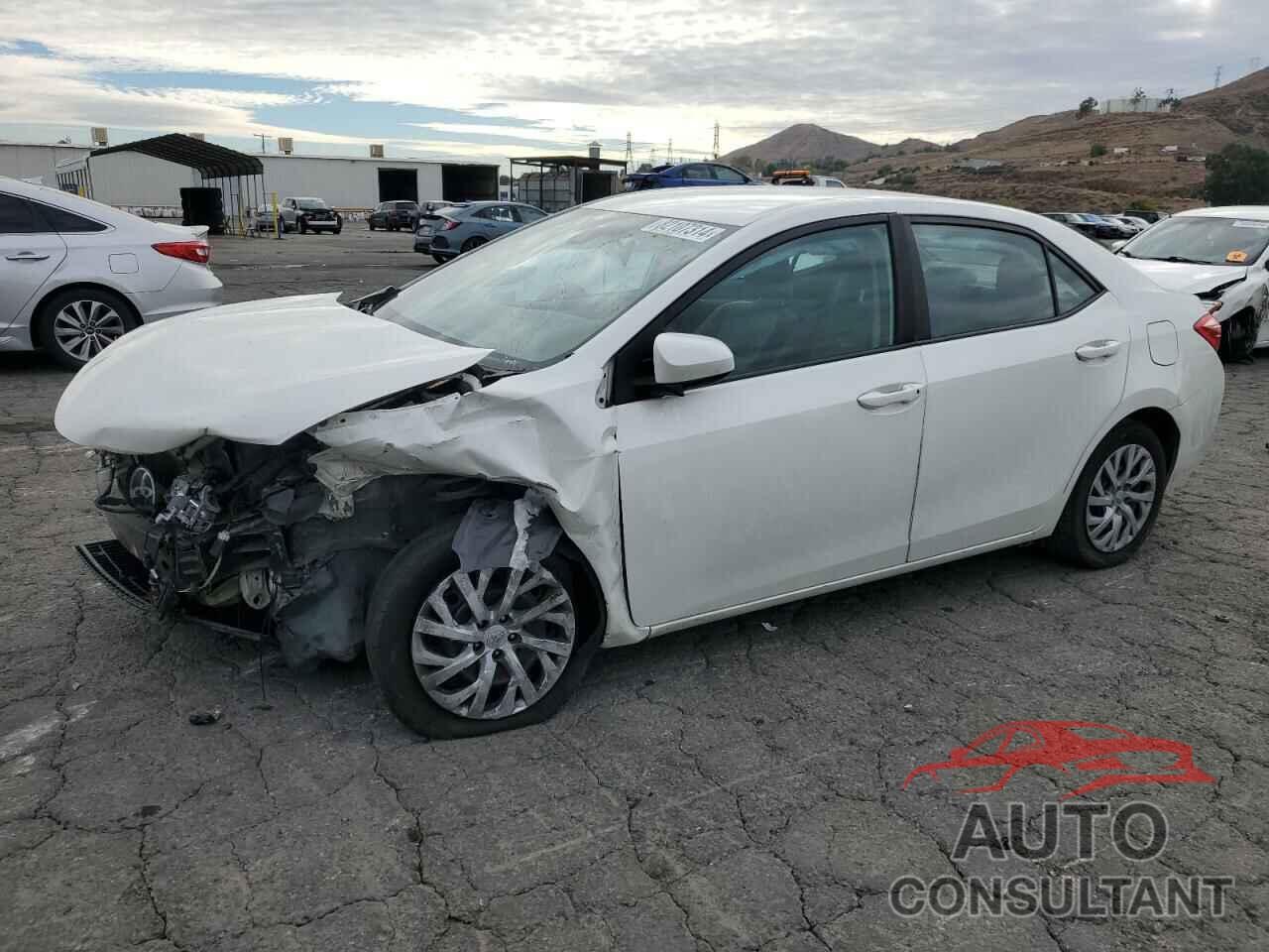 TOYOTA COROLLA 2019 - 5YFBURHE5KP910043