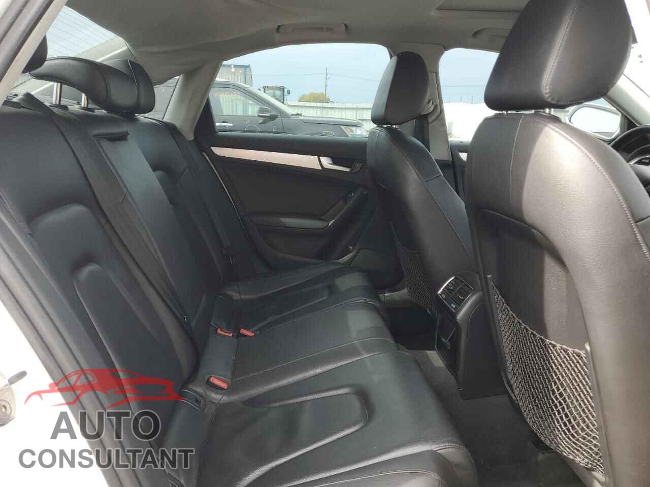 AUDI A4 2013 - WAUFFAFL0DN005642