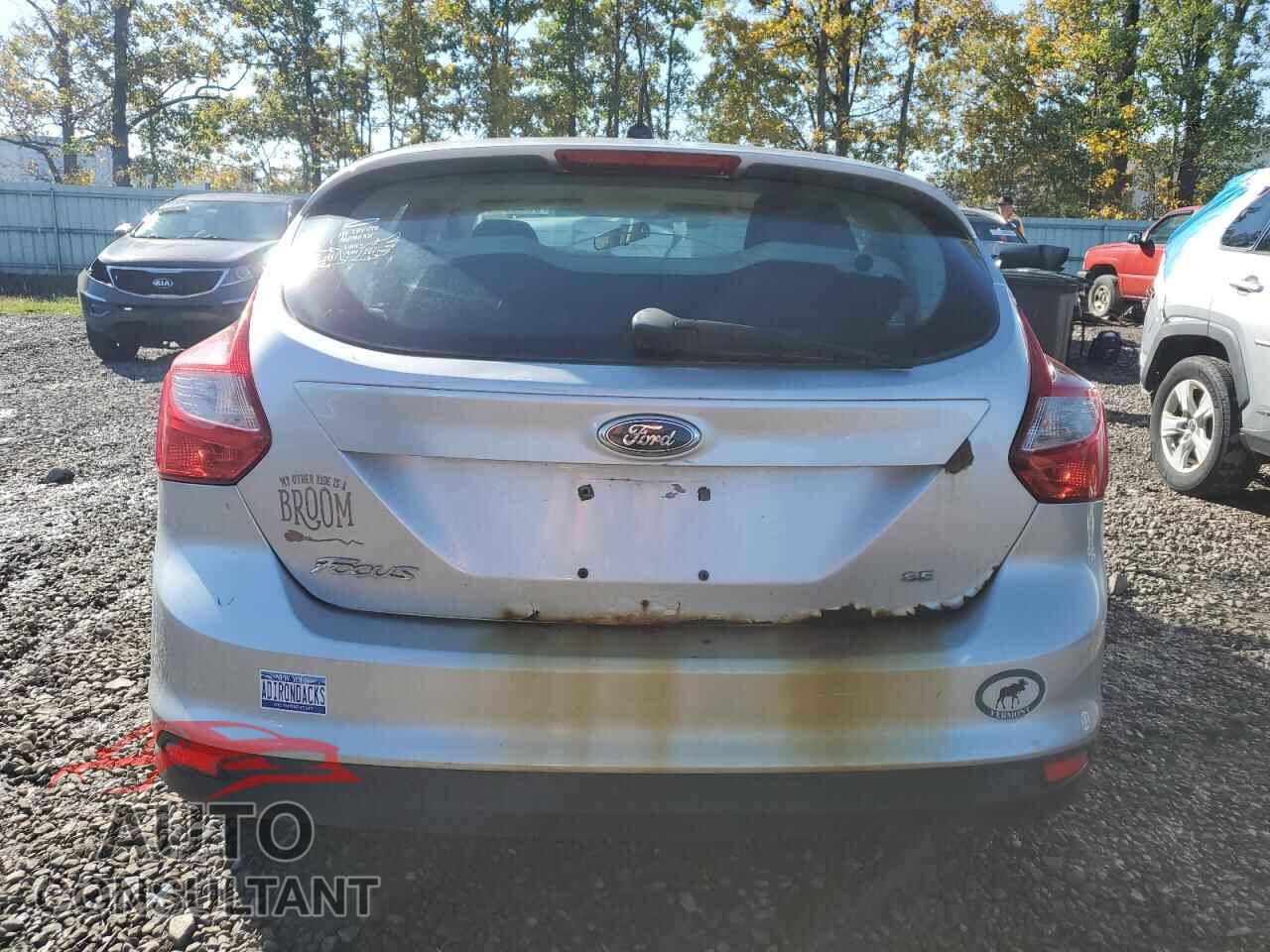 FORD FOCUS 2013 - 1FADP3K22DL148710