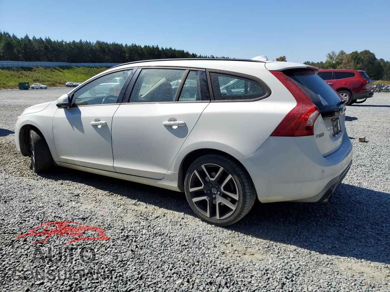 VOLVO V60 2018 - YV140MEL7J2390381