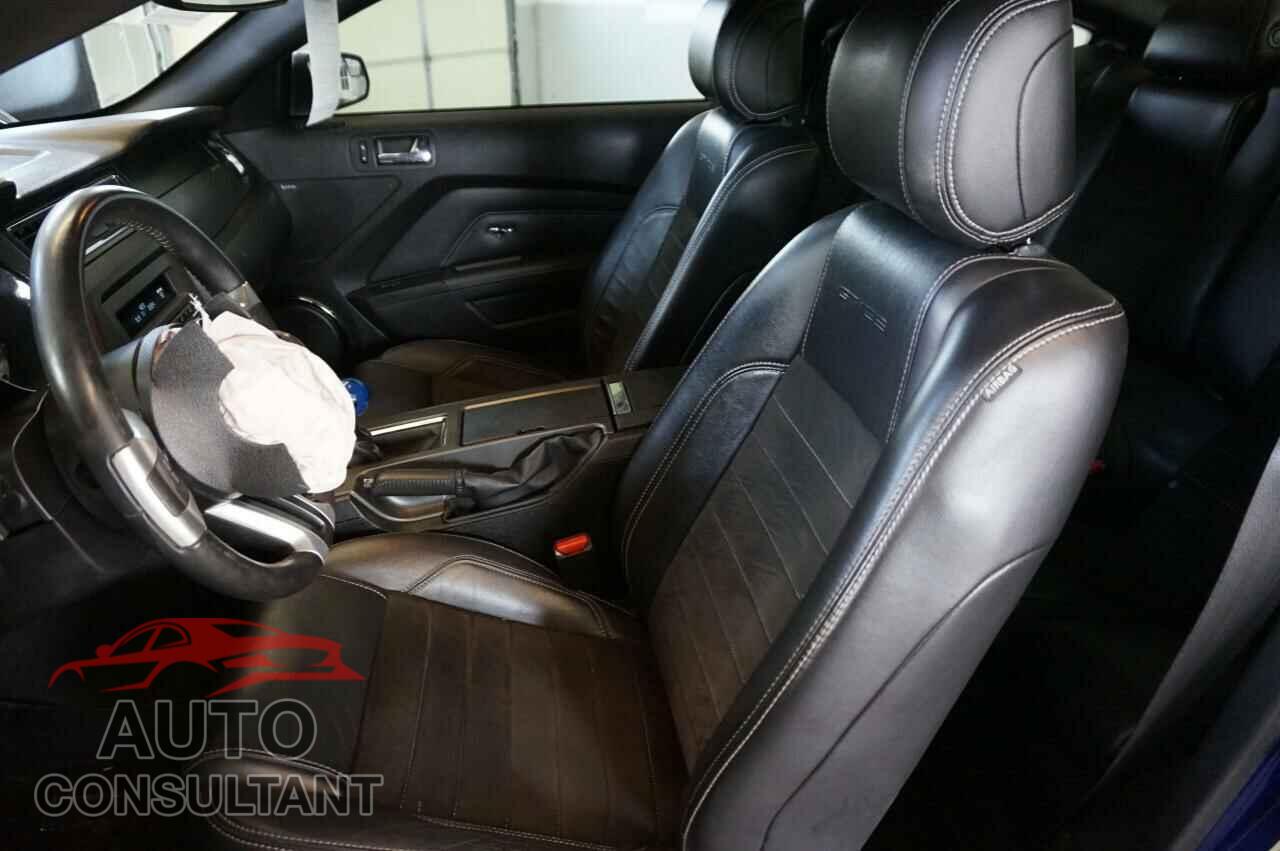 FORD MUSTANG 2013 - 1ZVBP8CF8D5206854