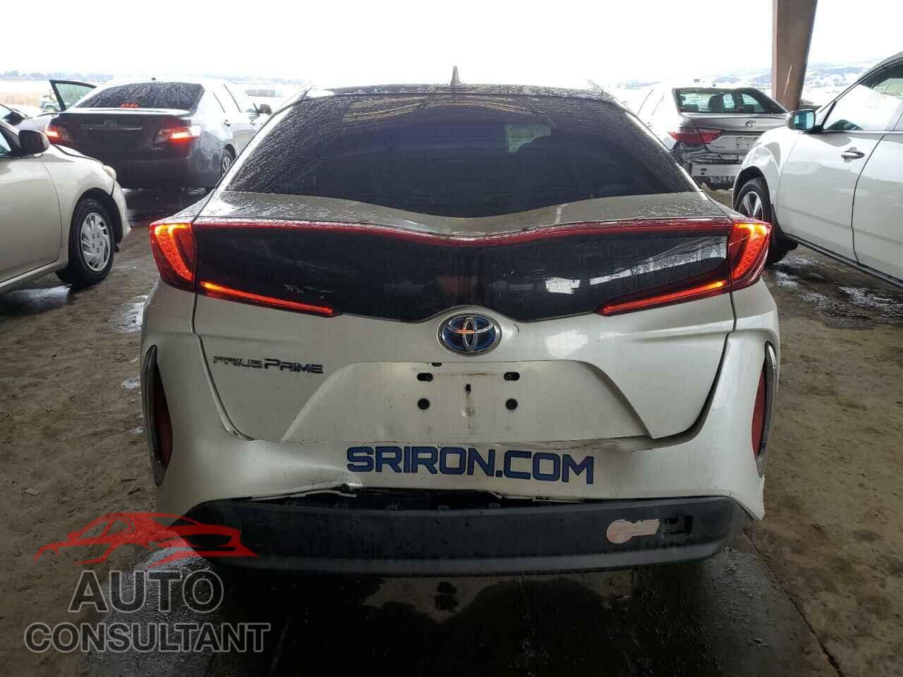 TOYOTA PRIUS 2017 - JTDKARFP5H3041751