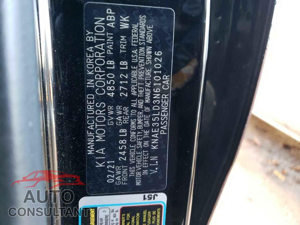 KIA STINGER 2022 - KNAE35LD3N6101026