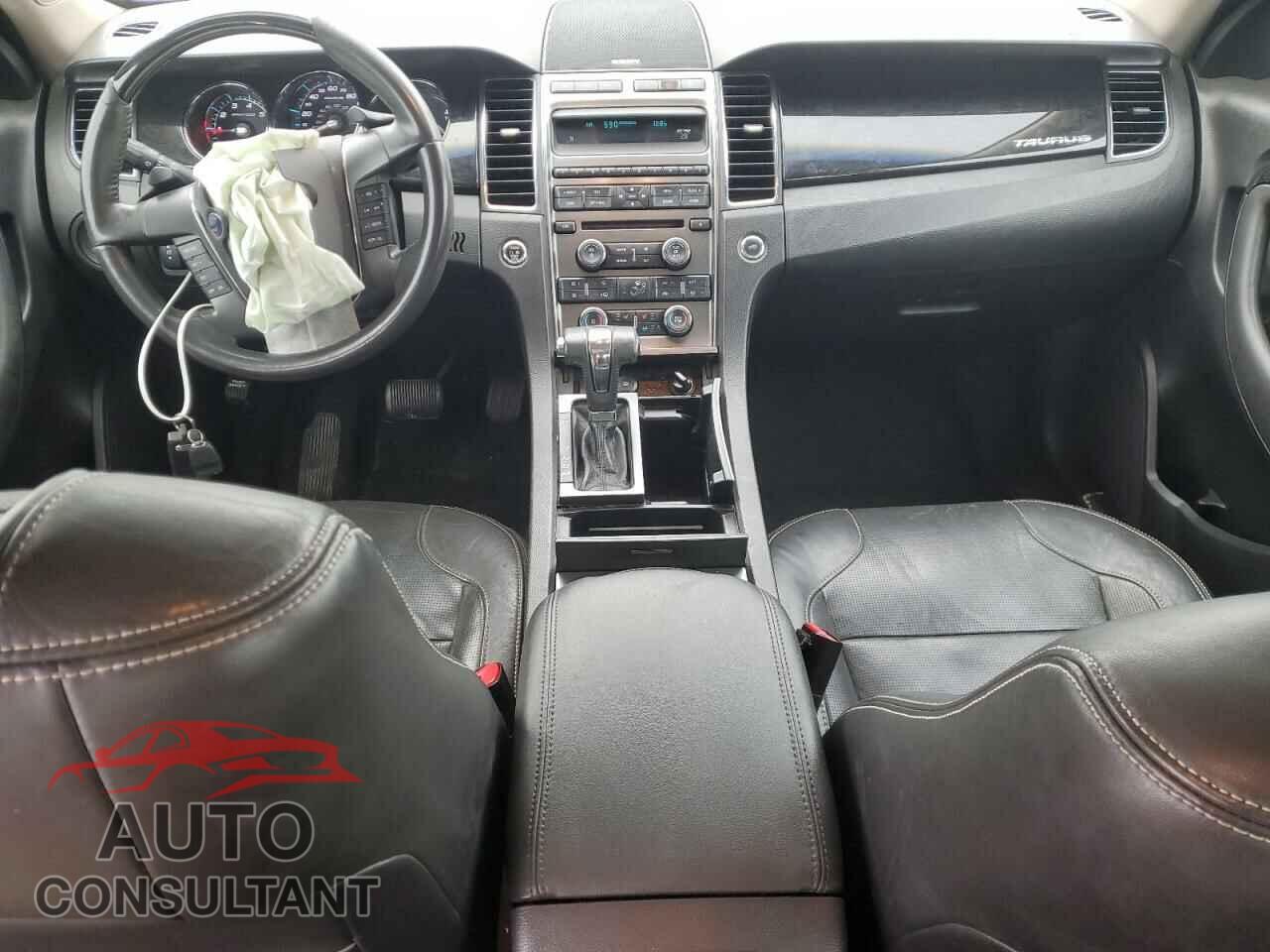 FORD TAURUS 2011 - 1FAHP2FW9BG137153