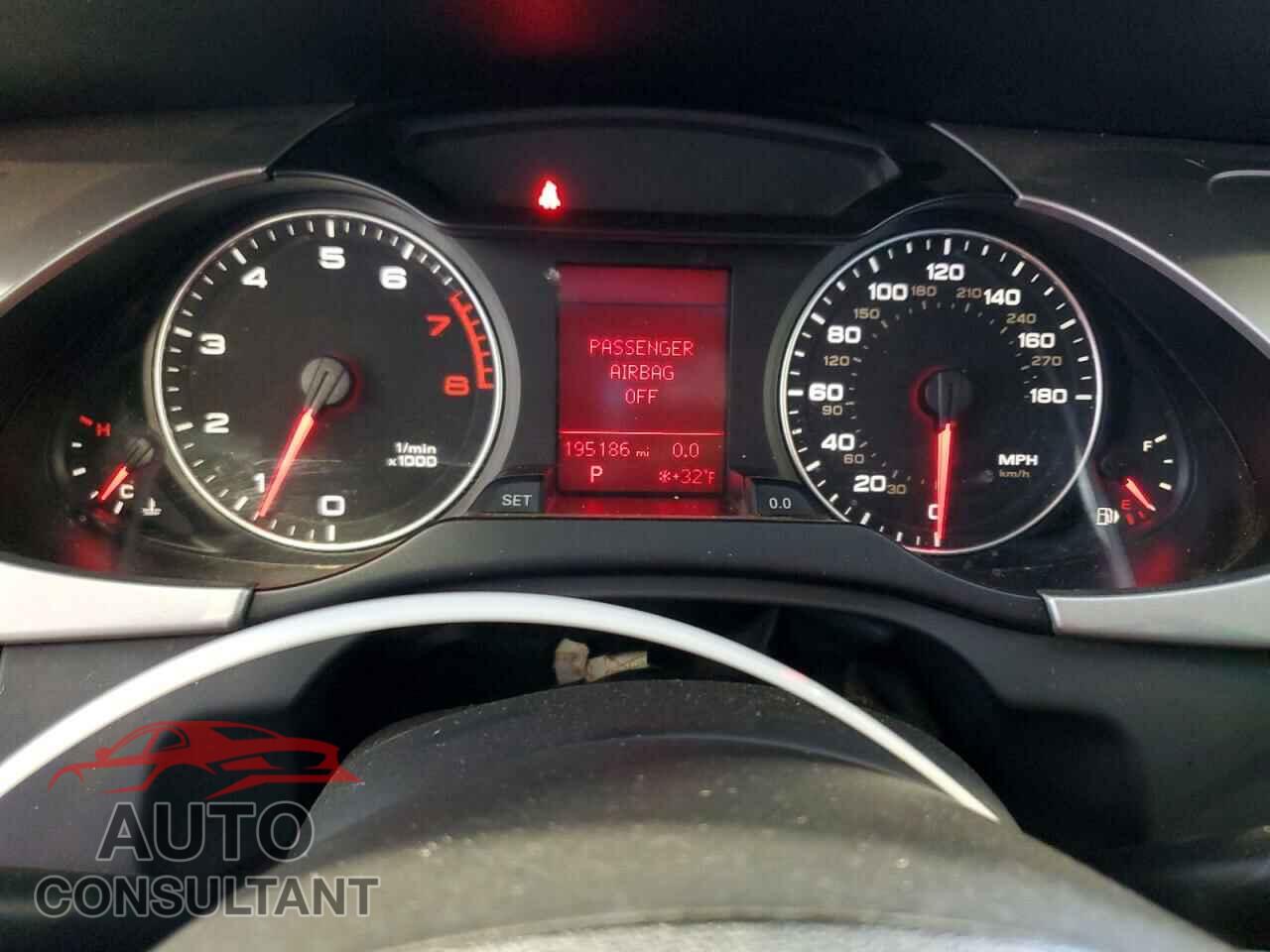 AUDI A4 2011 - WAUFFAFL7BN021575