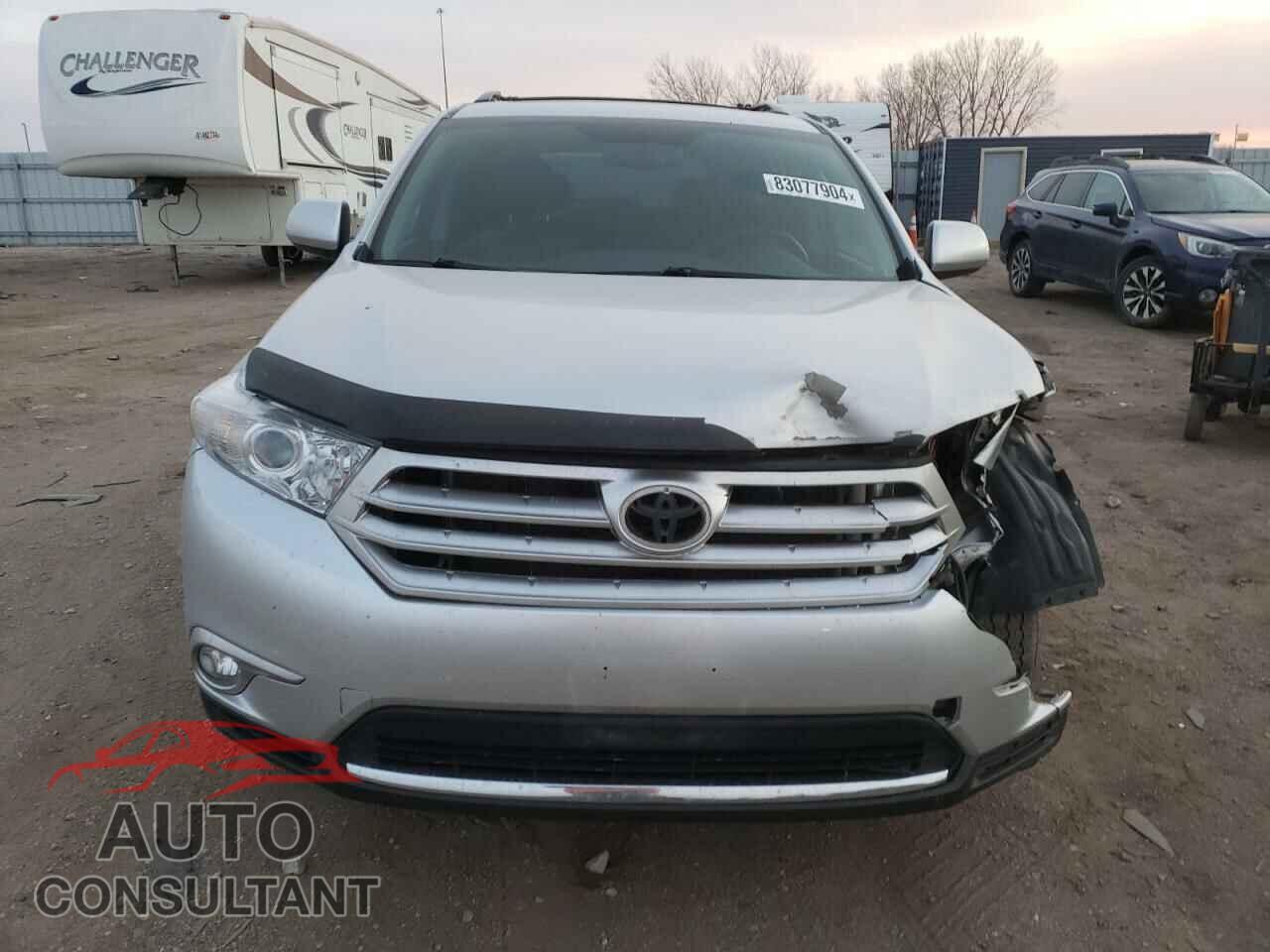 TOYOTA HIGHLANDER 2013 - 5TDBK3EH8DS258076