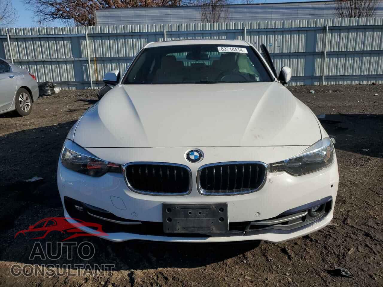 BMW 3 SERIES 2017 - WBA8D9C33HA005018