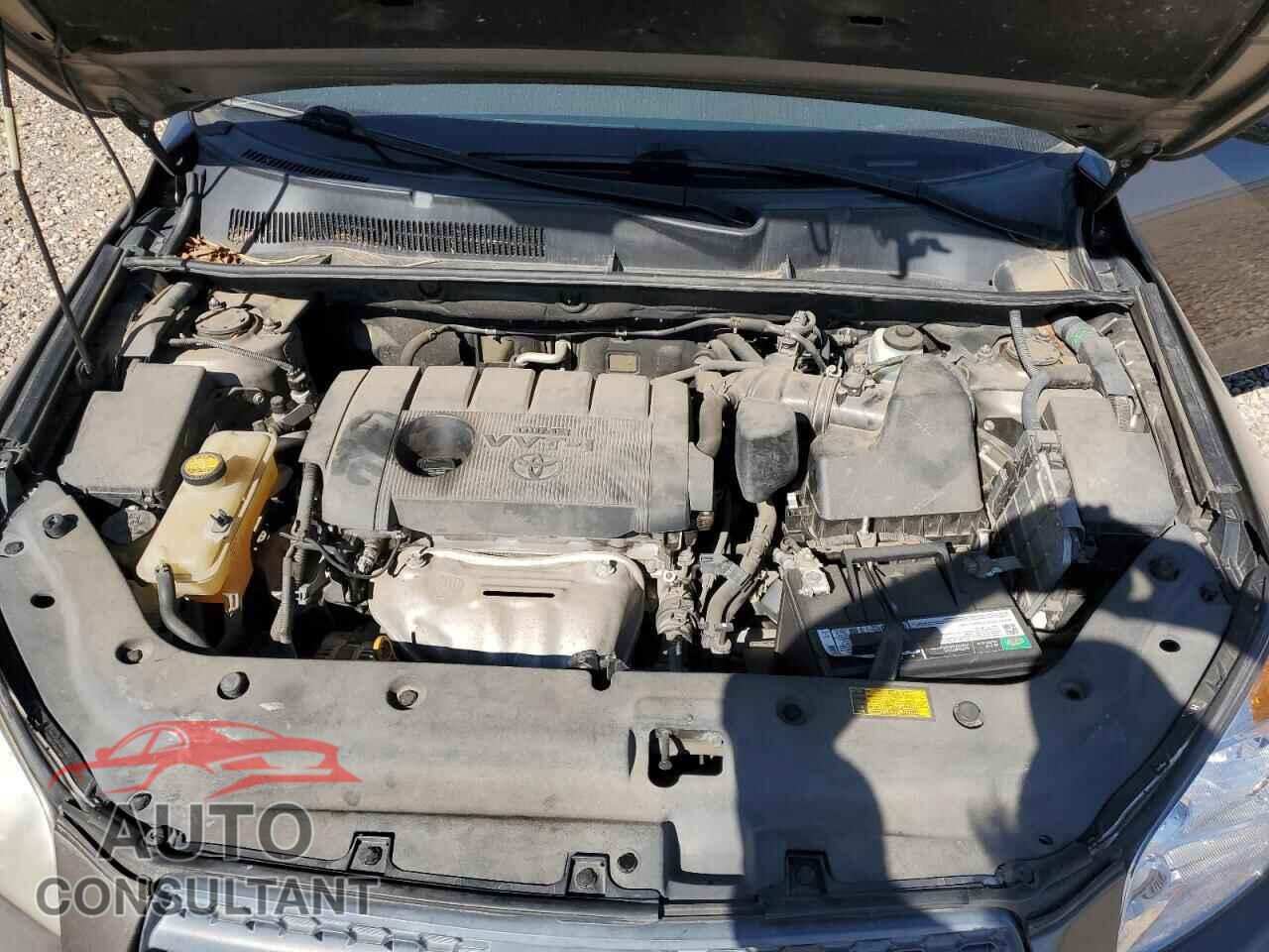 TOYOTA RAV4 2011 - 2T3ZF4DV2BW100893