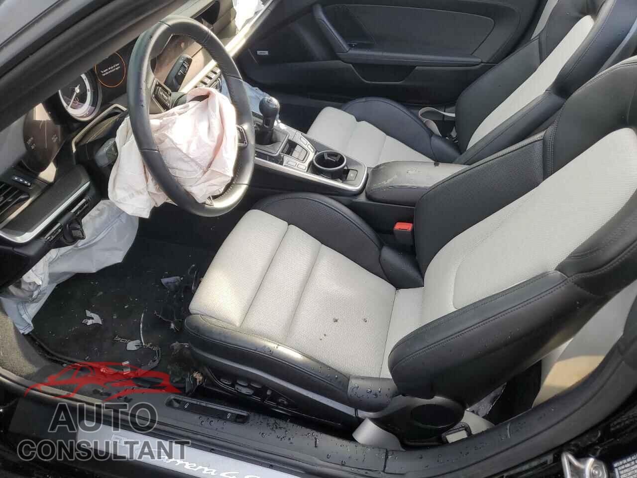PORSCHE 911 2021 - WP0CB2A92MS248325